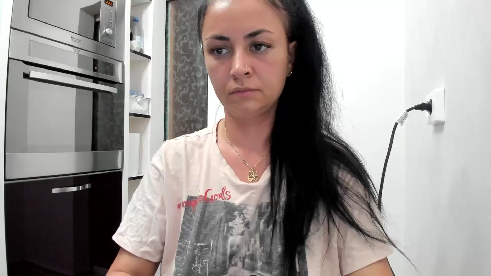 Gallery image thumbnail from aVampirina_'s myfreecams stream on, 08/16/2024, 23:23 image 18 of 20