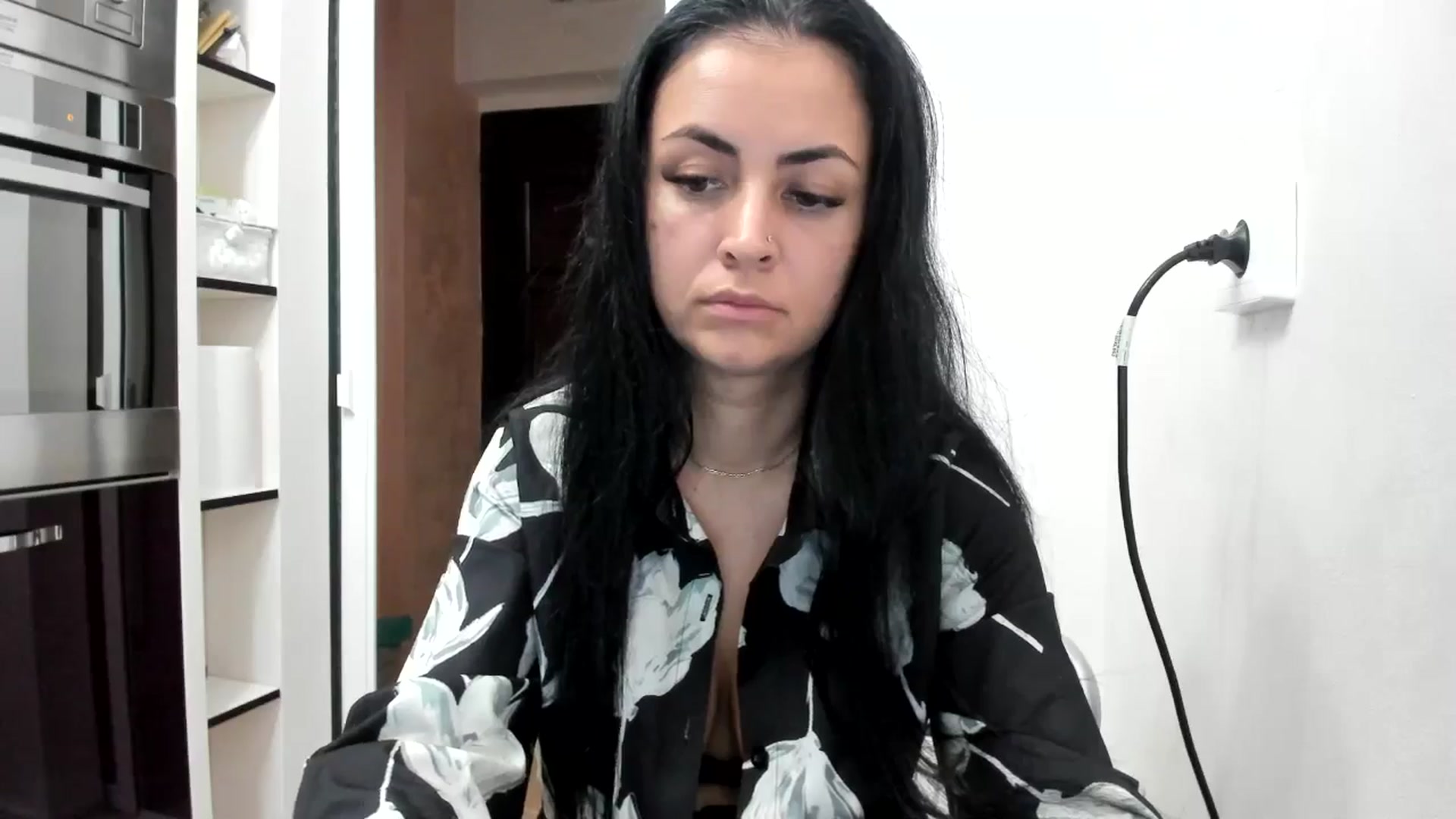 Gallery image thumbnail from aVampirina_'s myfreecams stream on, 09/17/2024, 22:38 image 18 of 20