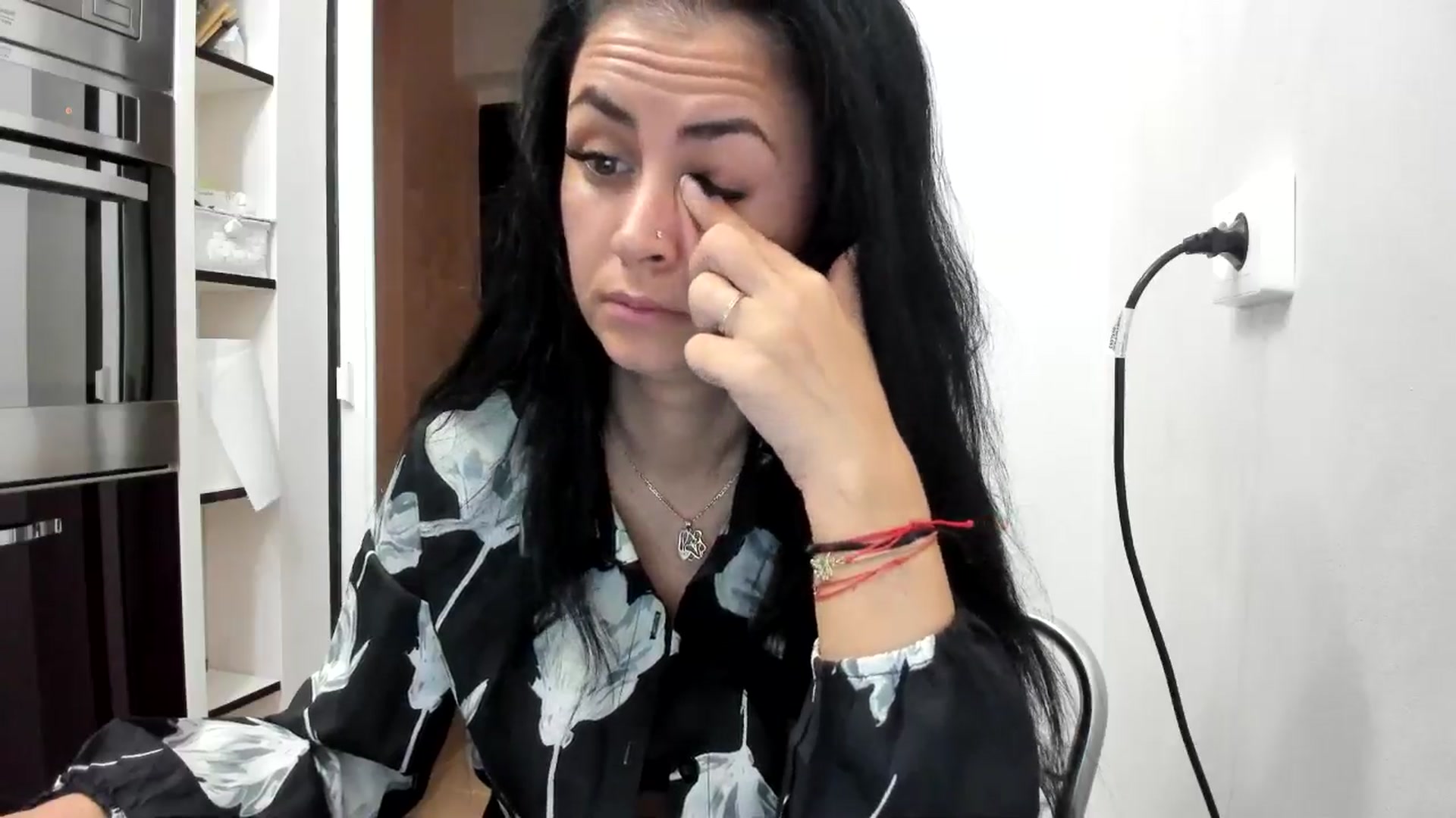 Gallery image thumbnail from aVampirina_'s myfreecams stream on, 09/17/2024, 22:38 image 5 of 20