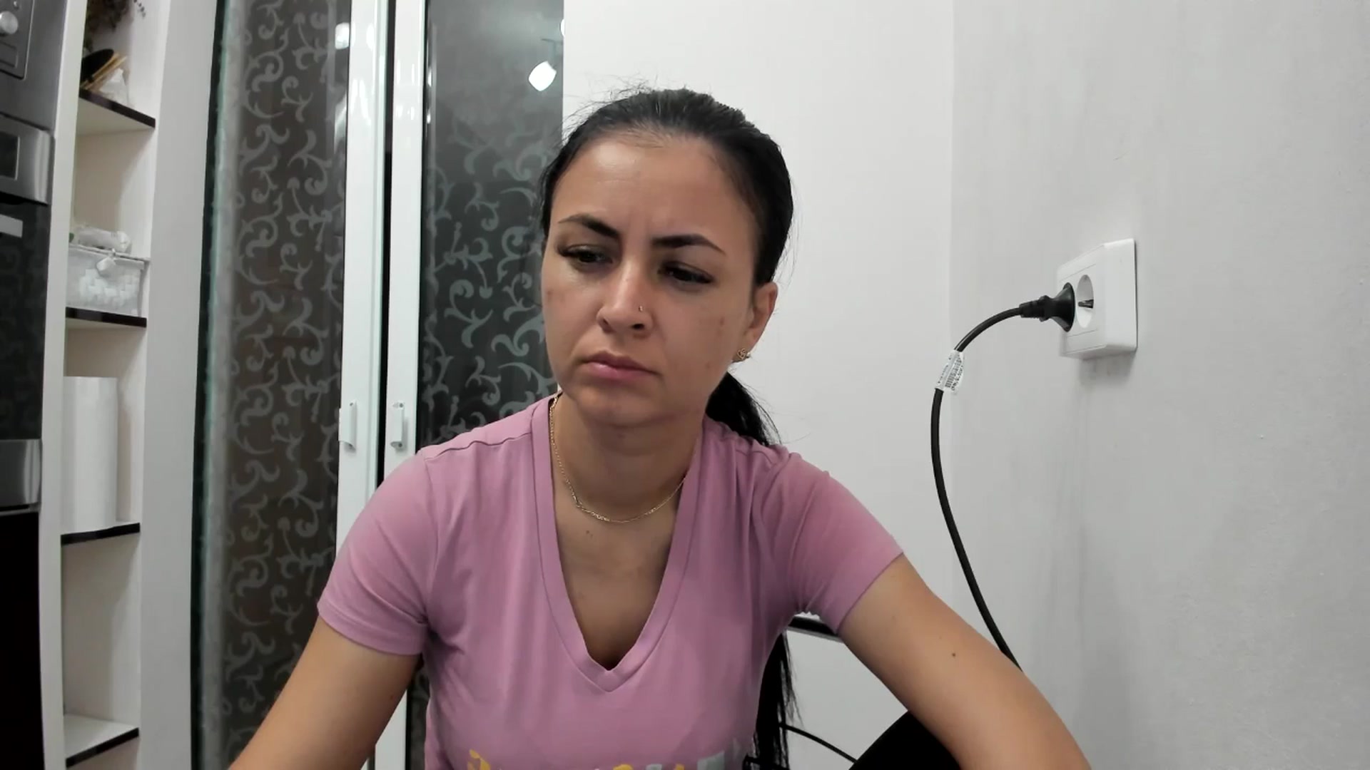 Gallery image thumbnail from aVampirina_'s myfreecams stream on, 09/18/2024, 21:27 image 6 of 20