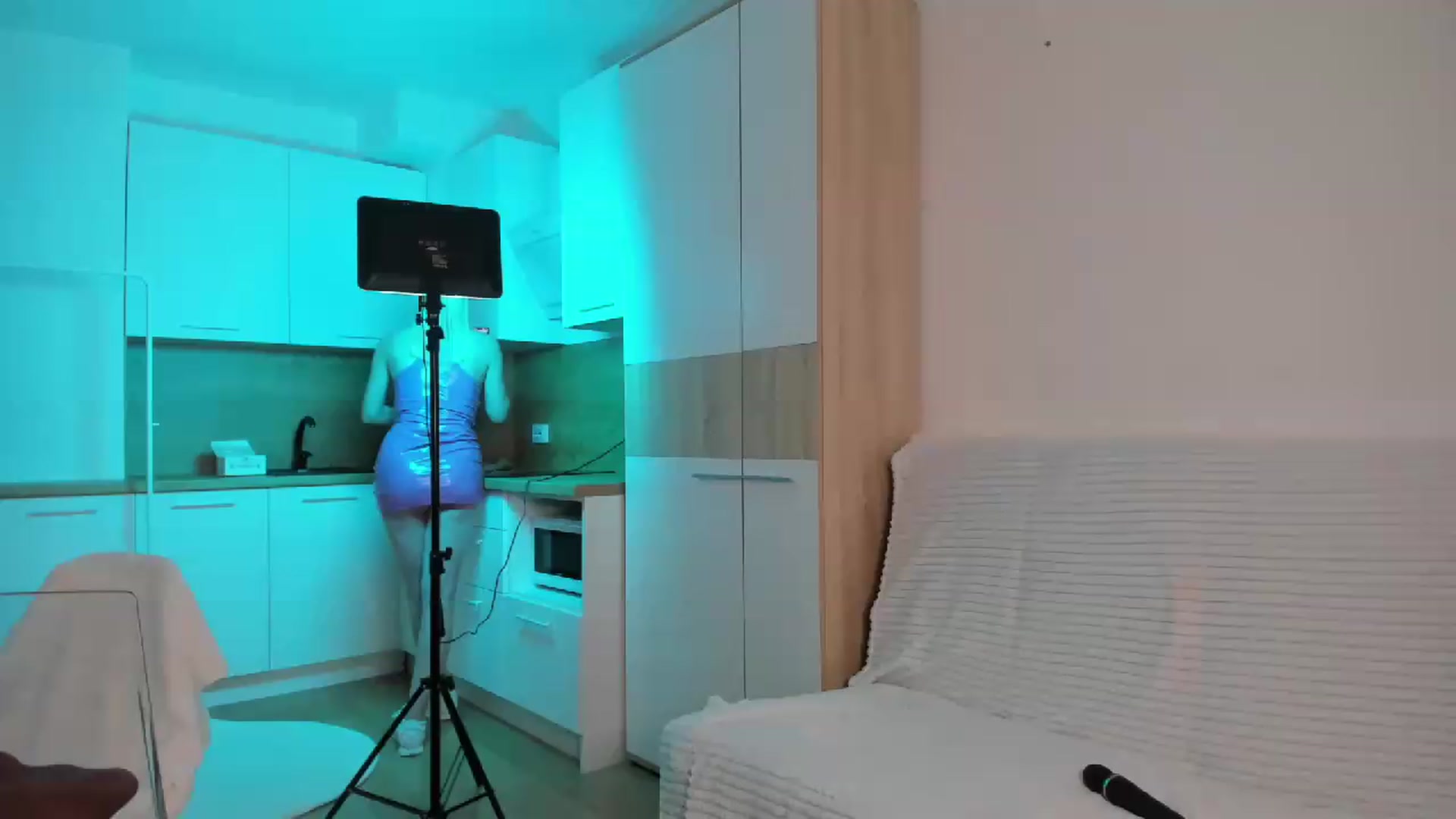 Gallery image thumbnail from a_missmfc's myfreecams stream on, 08/23/2026, 10:51 image 16 of 20