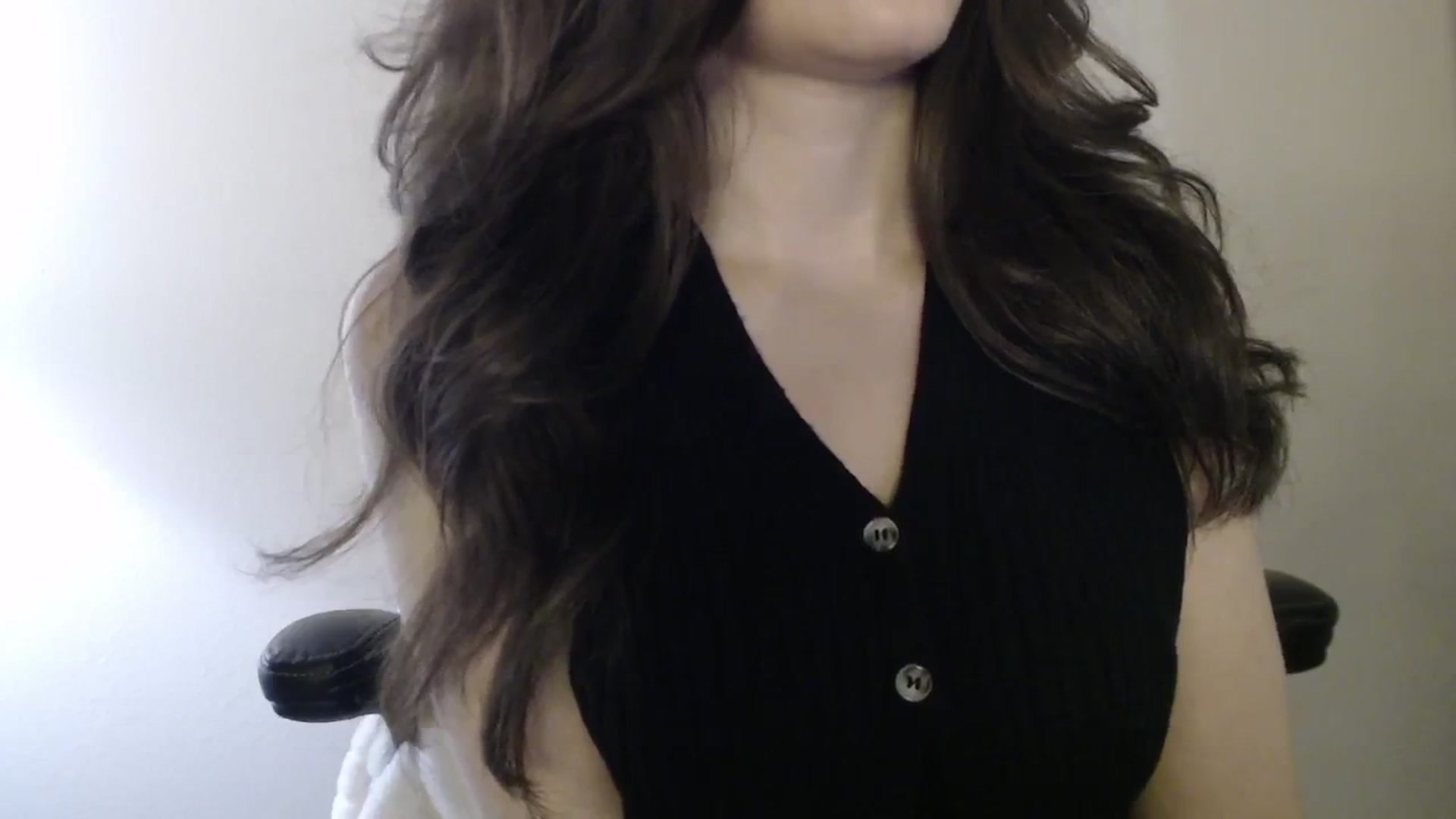 Gallery image thumbnail from a_name_'s myfreecams stream on, 04/05/2026, 03:44 image 16 of 20