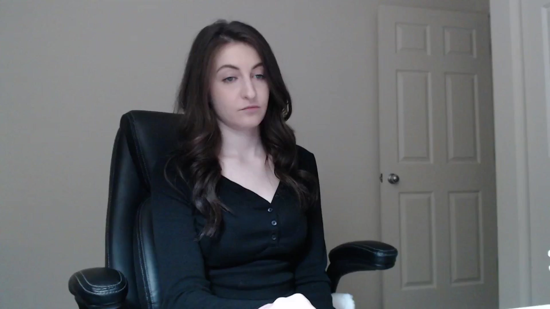 Gallery image thumbnail from a_name_'s myfreecams stream on, 04/06/2026, 01:31 image 6 of 20