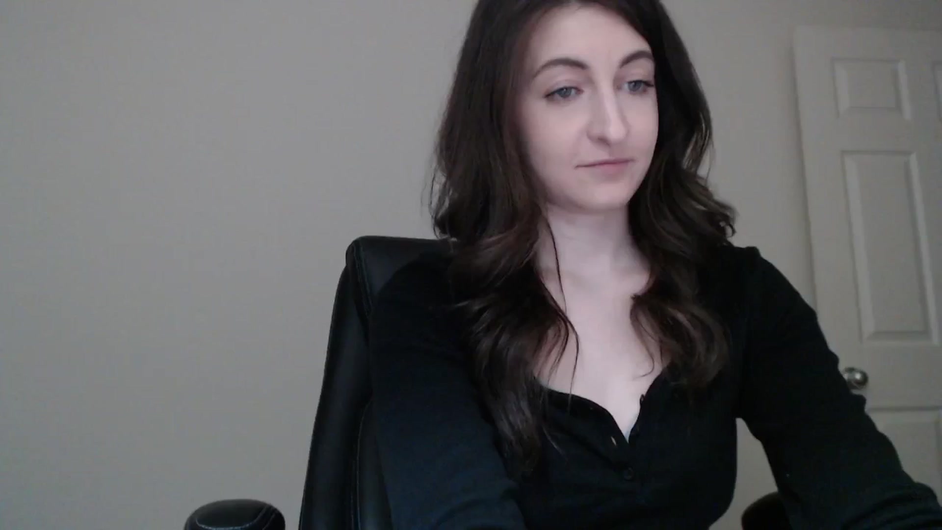 Gallery image thumbnail from a_name_'s myfreecams stream on, 04/06/2026, 03:11 image 4 of 20