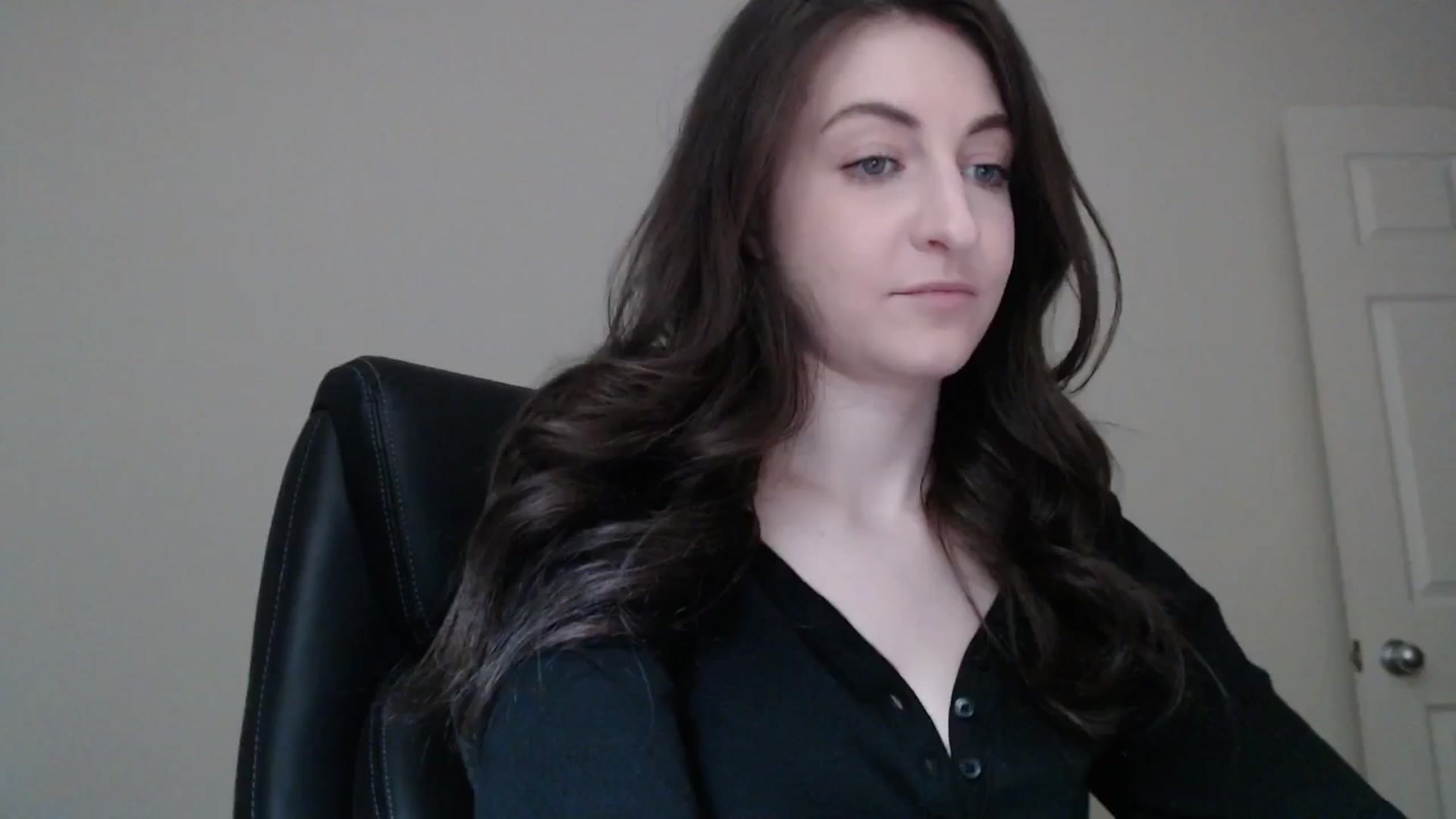 Gallery image thumbnail from a_name_'s myfreecams stream on, 04/06/2026, 03:11 image 15 of 20