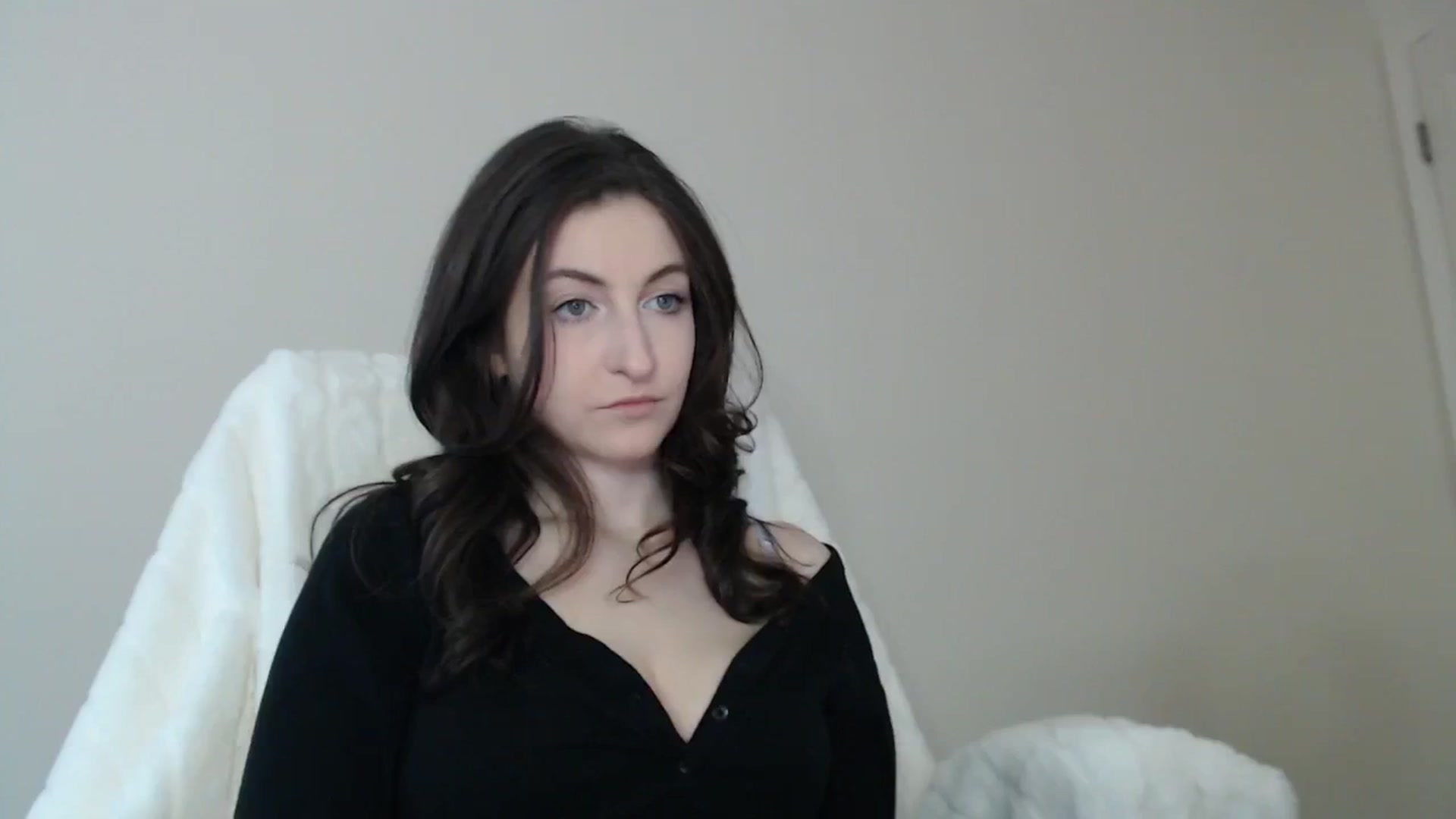 Gallery image thumbnail from a_name_'s myfreecams stream on, 04/22/2026, 02:45 image 16 of 20