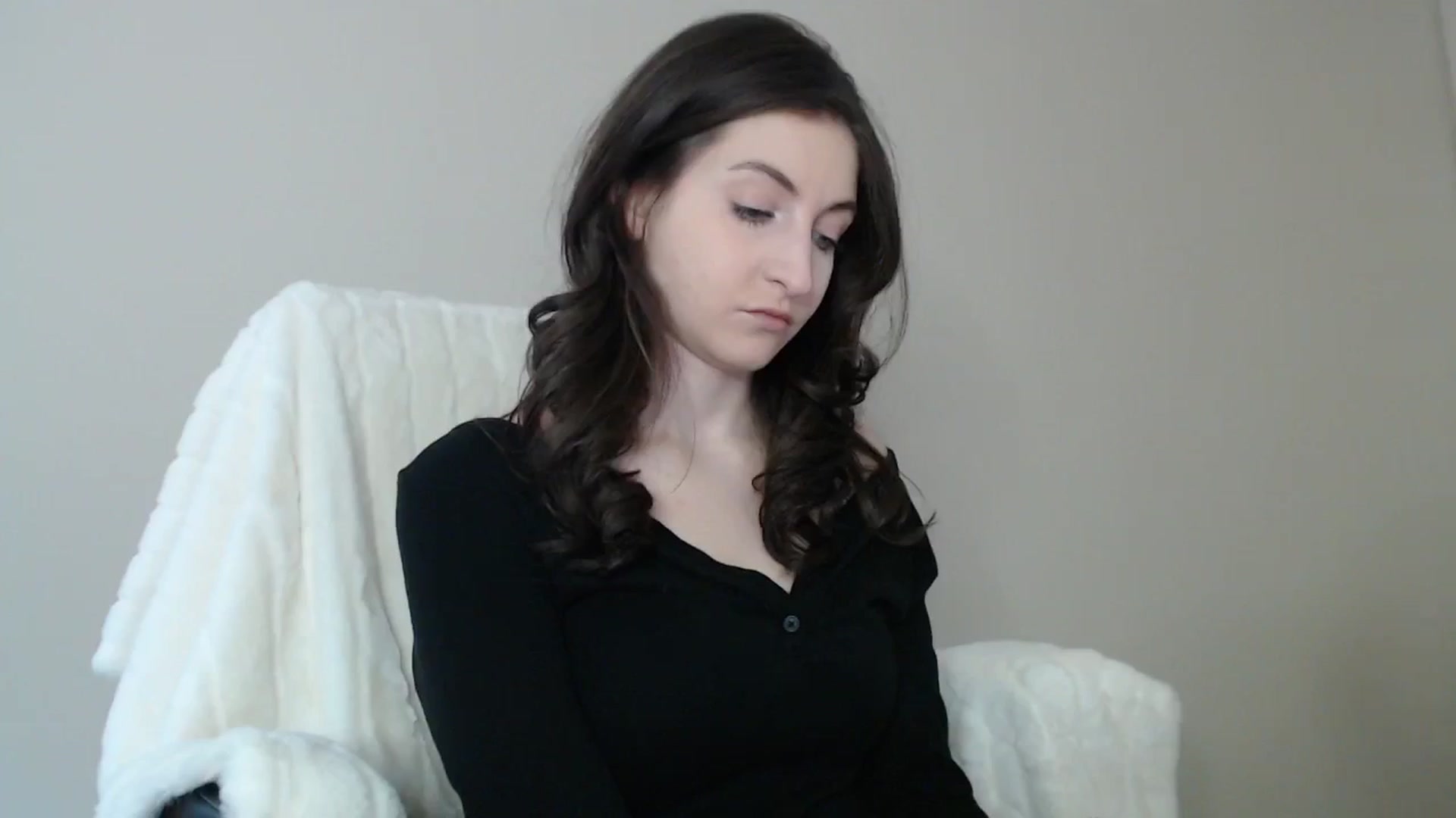 Gallery image thumbnail from a_name_'s myfreecams stream on, 04/22/2026, 02:45 image 13 of 20