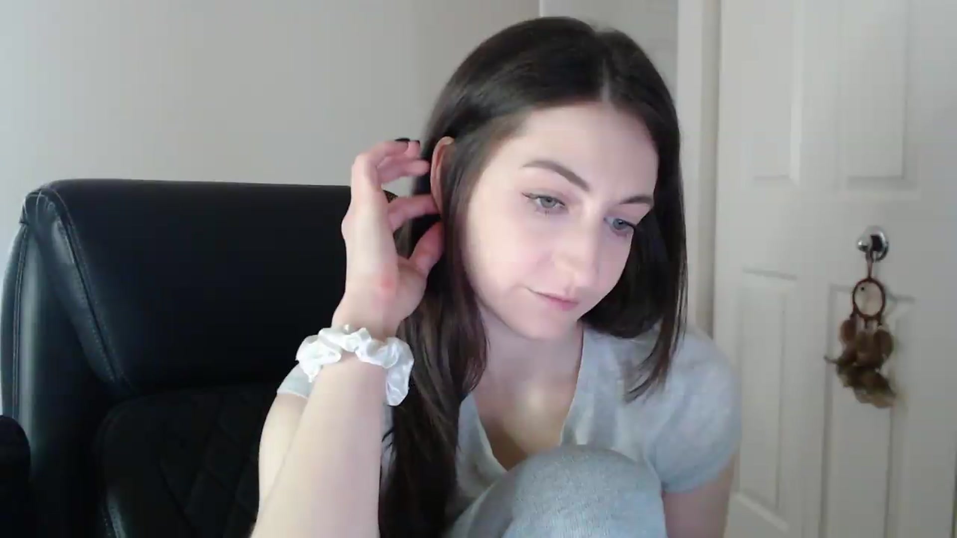 Gallery image thumbnail from a_name_'s myfreecams stream on, 04/24/2026, 04:01 image 8 of 20