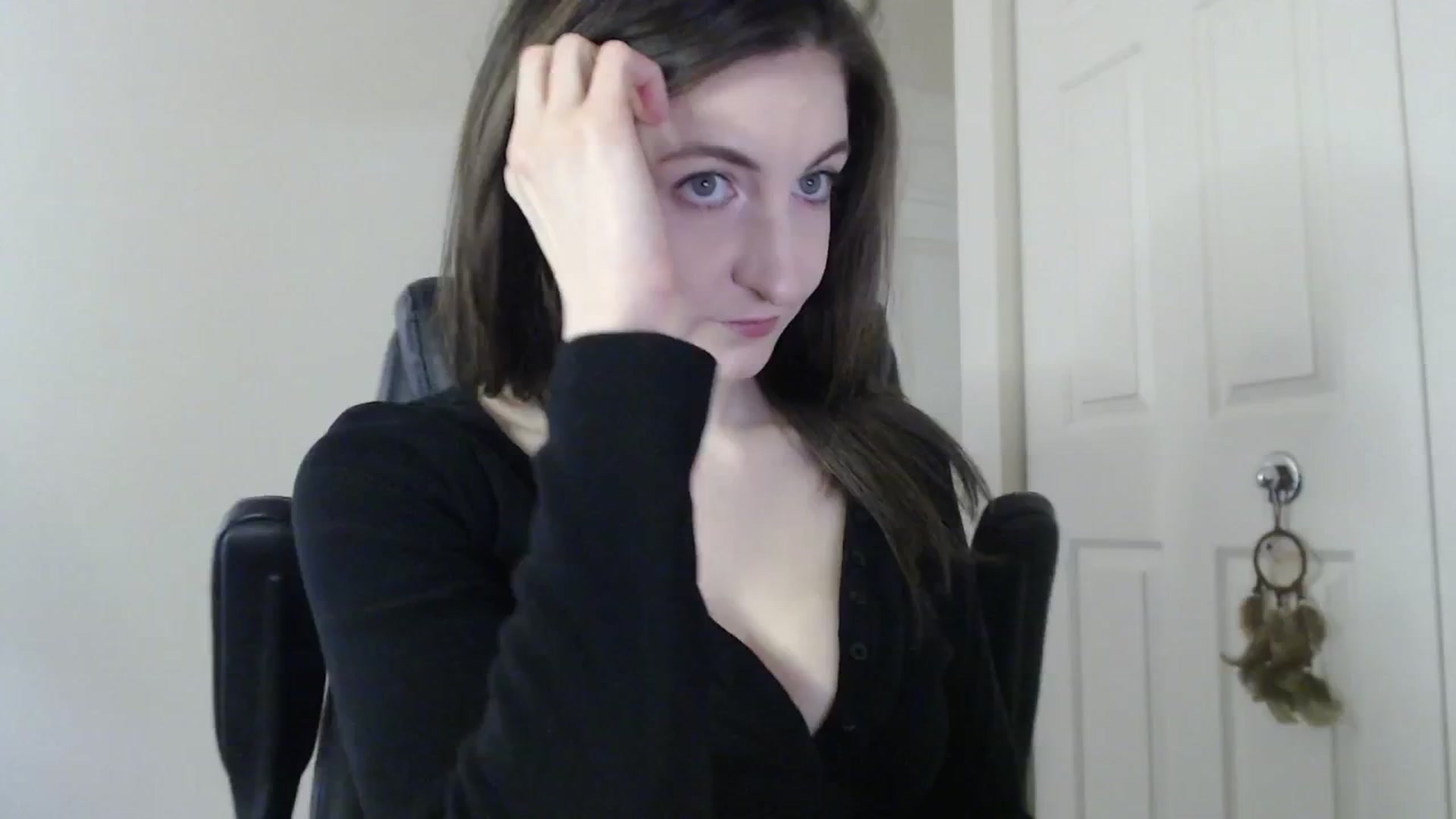 Gallery image thumbnail from a_name_'s myfreecams stream on, 04/25/2026, 04:53 image 4 of 20