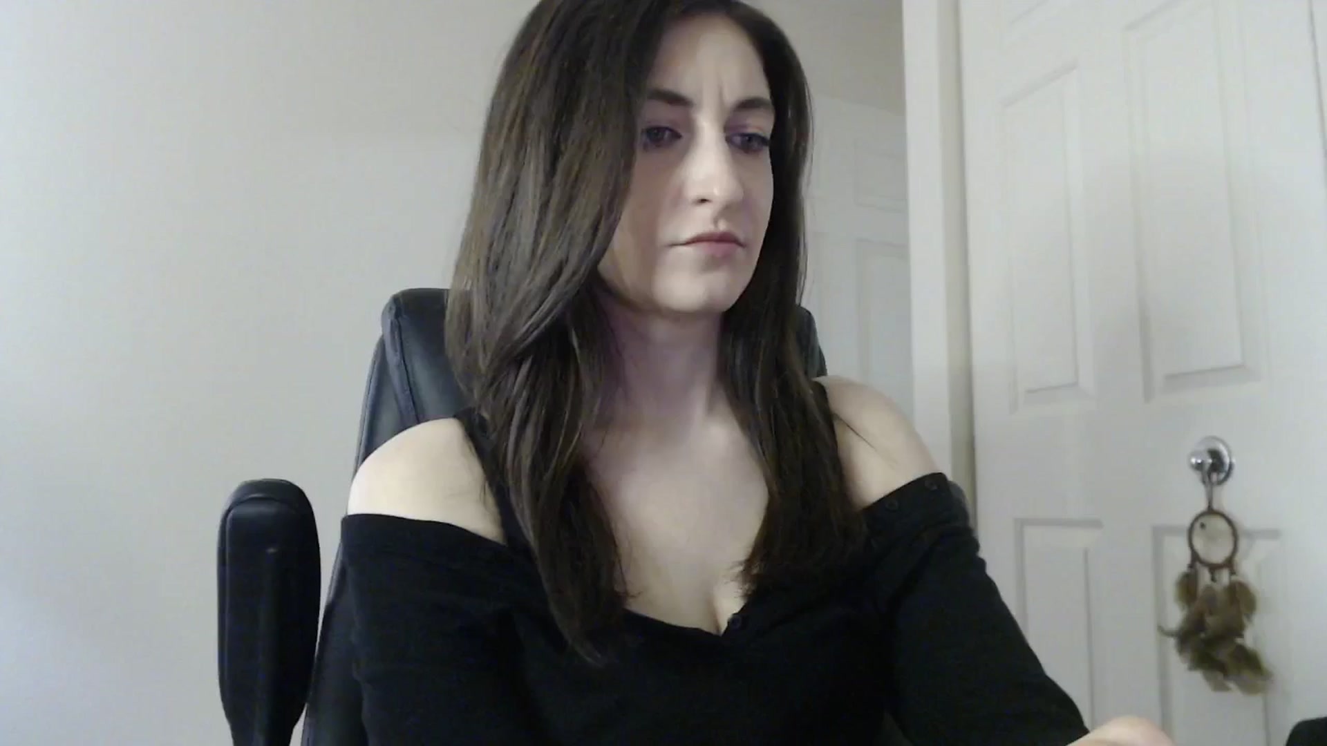 Gallery image thumbnail from a_name_'s myfreecams stream on, 04/25/2026, 04:53 image 7 of 20