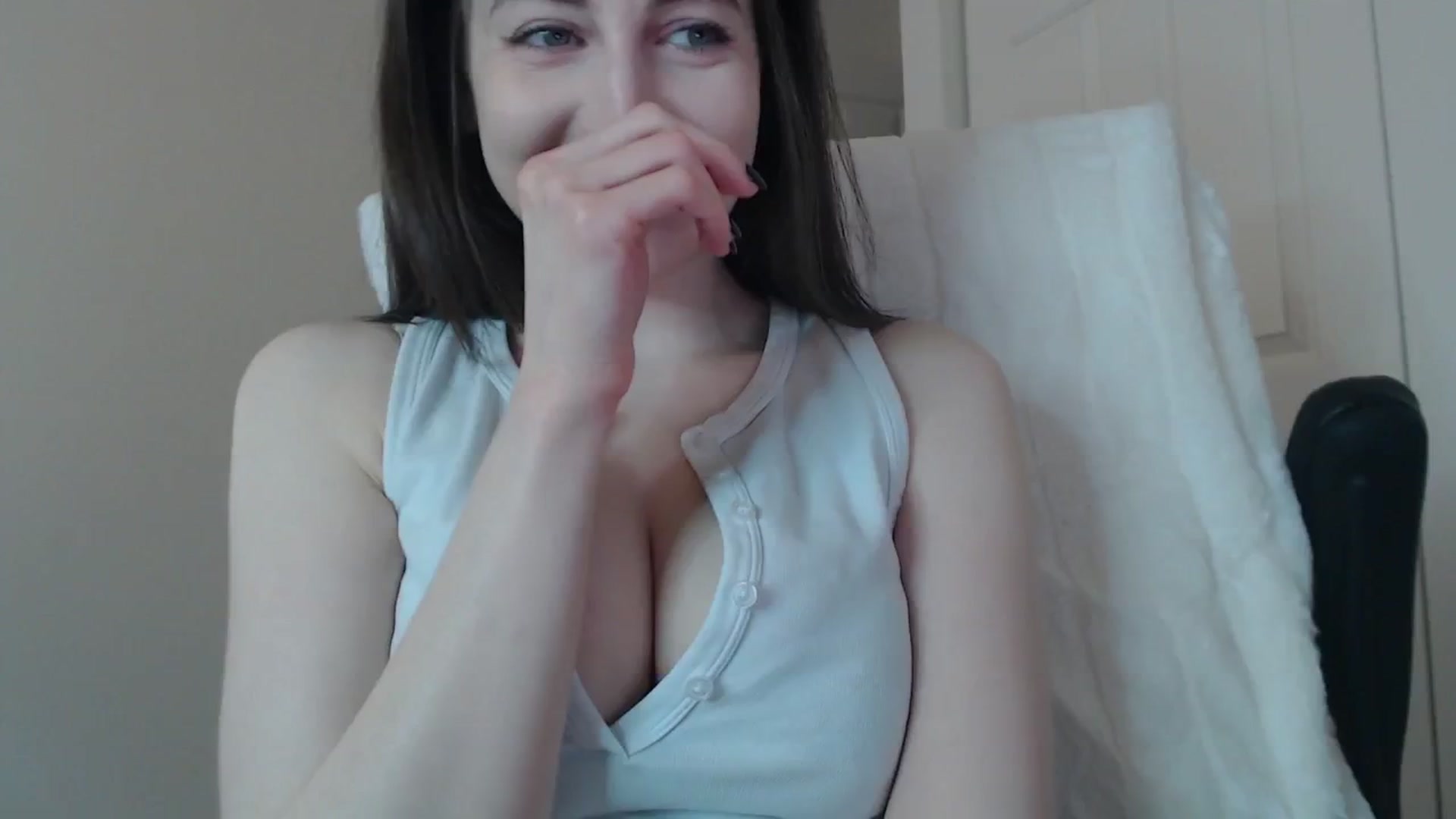 Gallery image thumbnail from a_name_'s myfreecams stream on, 04/30/2026, 04:42 image 14 of 20