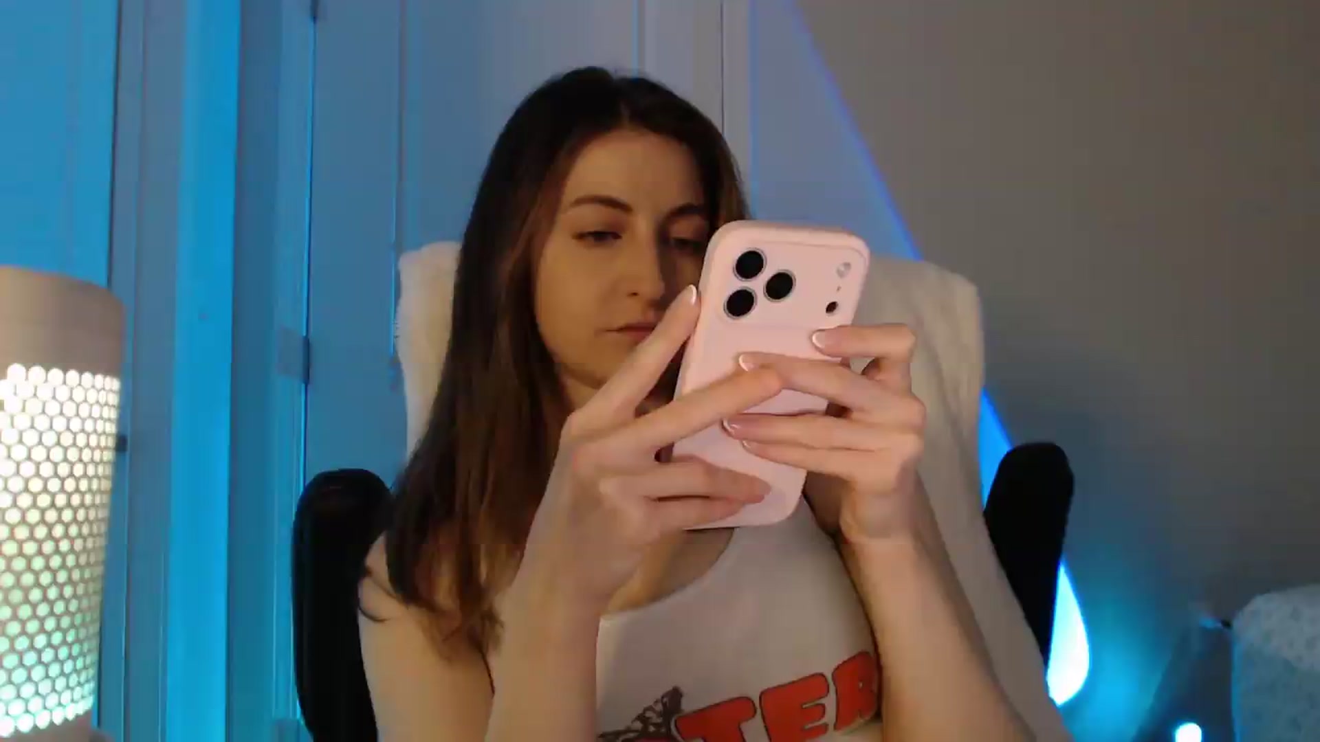 Gallery image thumbnail from a_tease's myfreecams stream on, 08/25/2026, 04:22 image 9 of 20