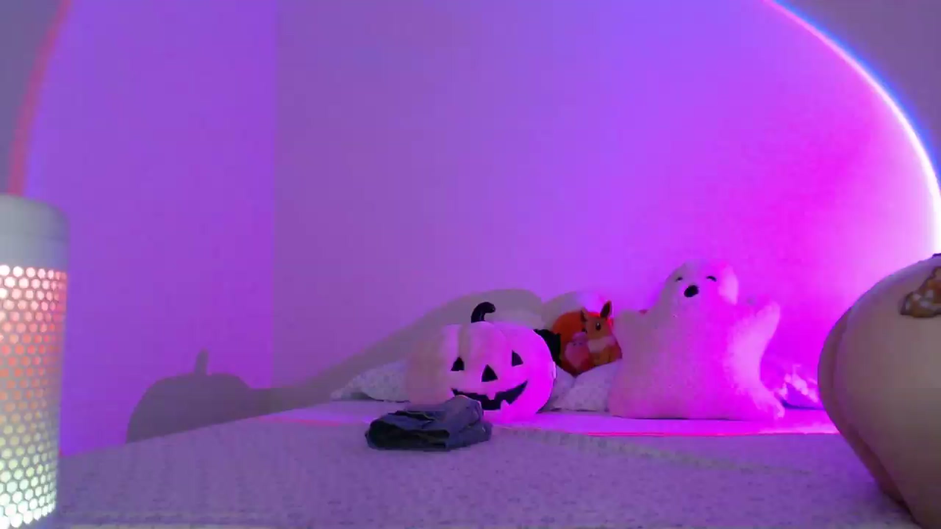 Gallery image thumbnail from a_tease's myfreecams stream on, 08/26/2026, 03:25 image 18 of 20