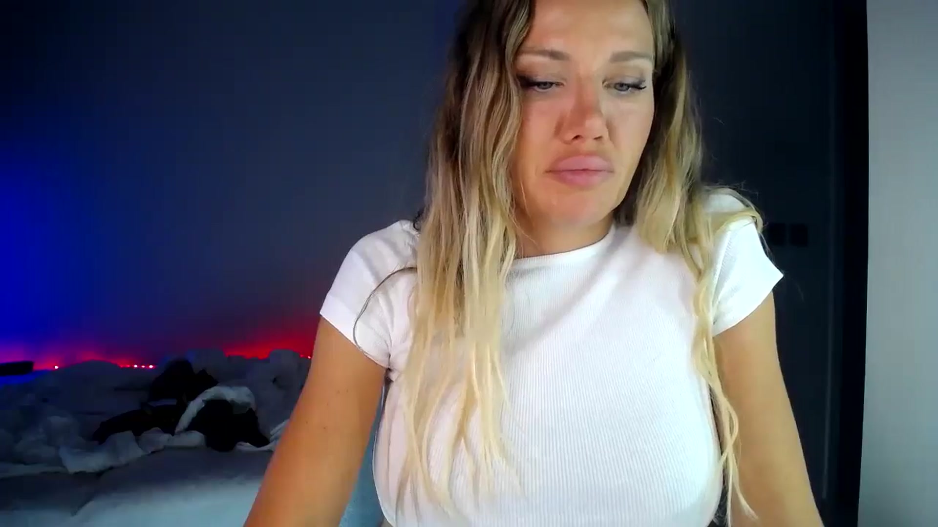 Gallery image thumbnail from aaaaaaaaaaaay's myfreecams stream on, 04/08/2026, 06:05 image 16 of 20