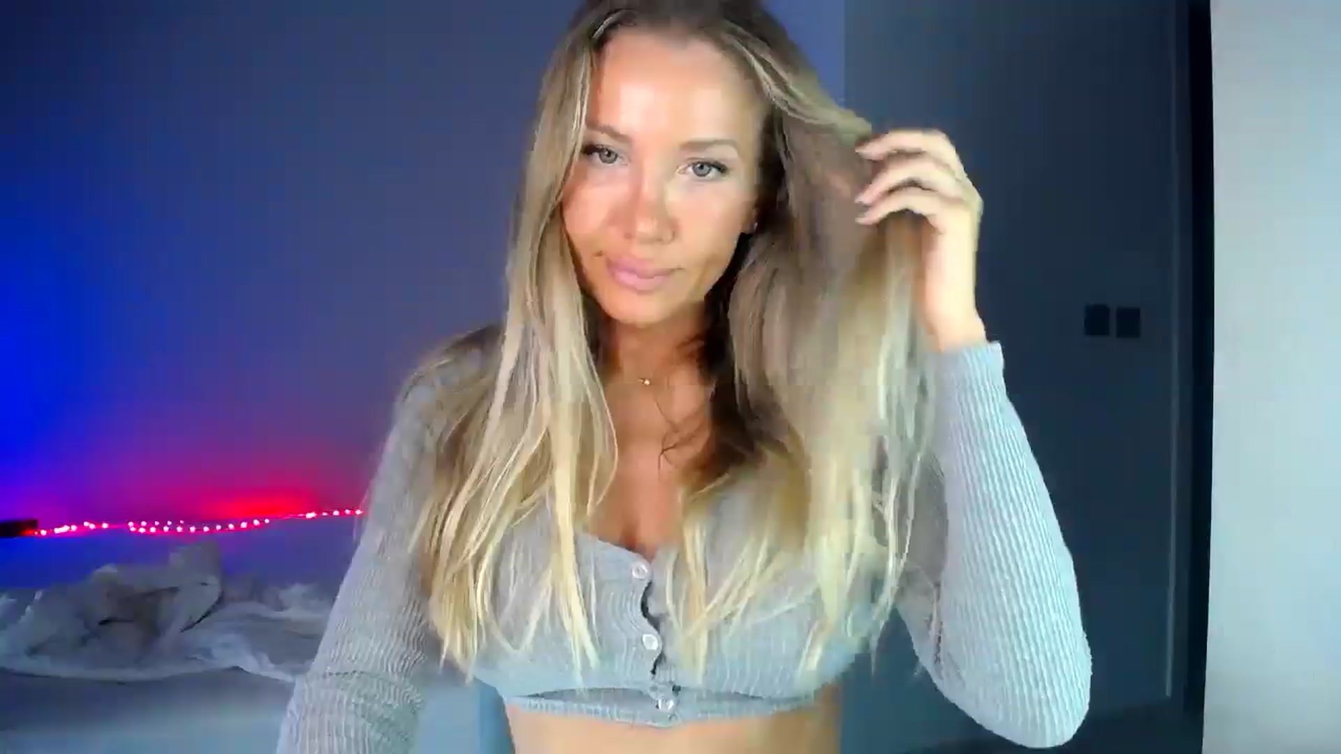 Gallery image thumbnail from aaaaaaaaaaaay's myfreecams stream on, 04/17/2026, 06:00 image 3 of 20