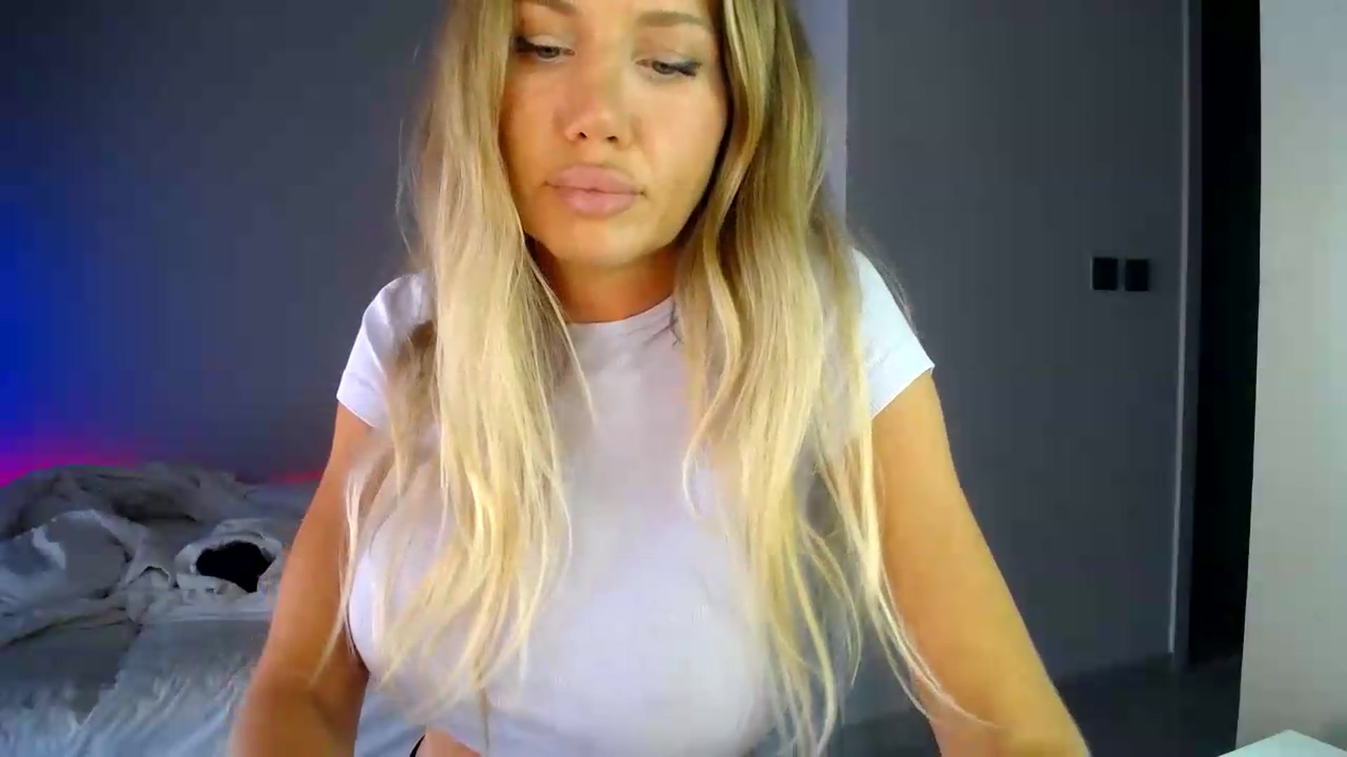 Gallery image thumbnail from aaaaaaaaaaaay's myfreecams stream on, 06/06/2026, 07:59 image 8 of 20