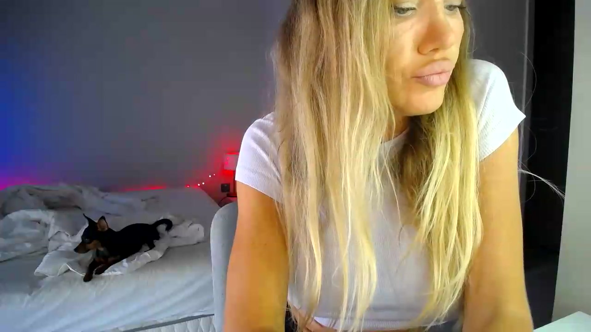 Gallery image thumbnail from aaaaaaaaaaaay's myfreecams stream on, 06/06/2026, 07:59 image 12 of 20