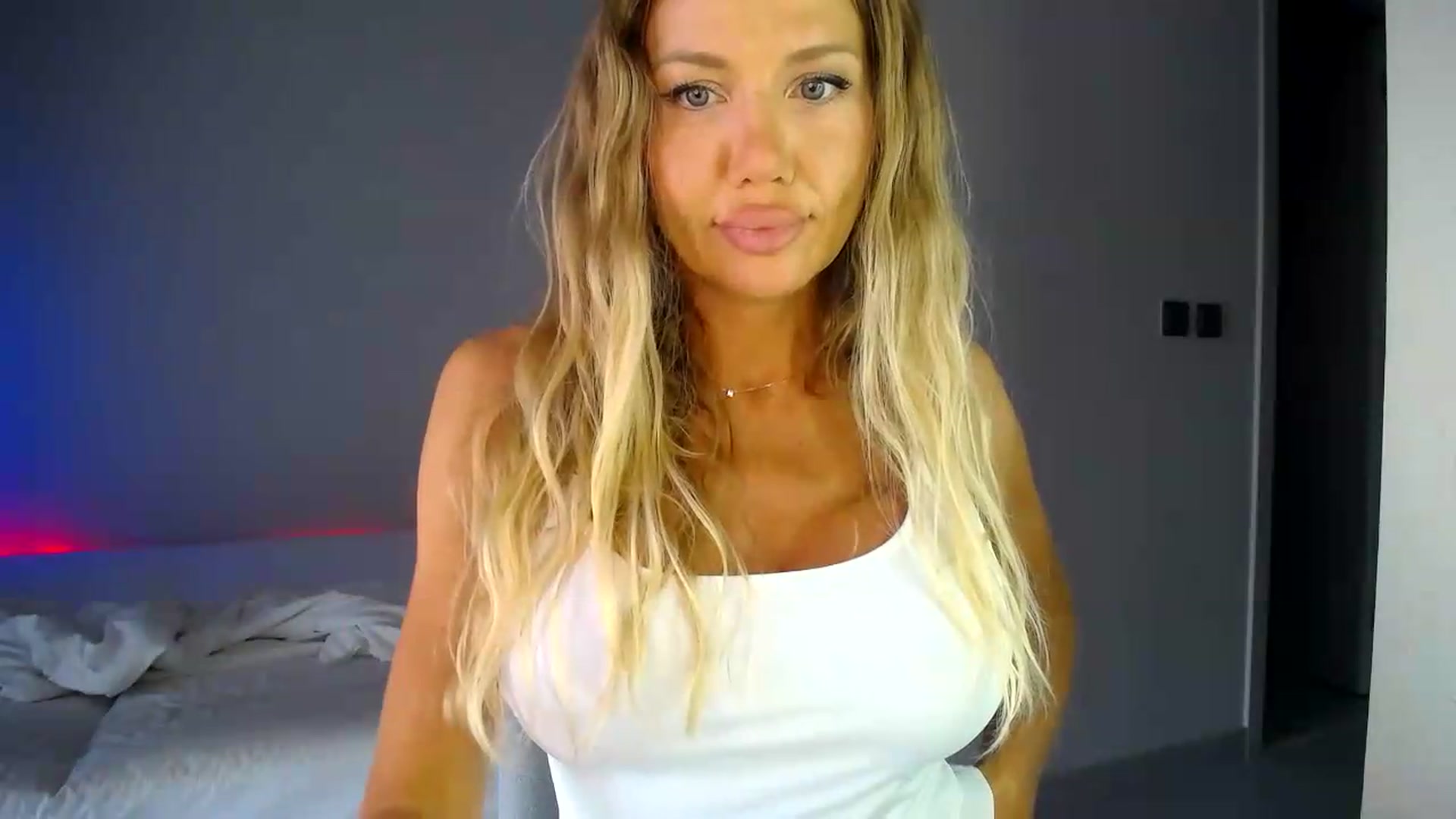 Gallery image thumbnail from aaaaaaaaaaaay's myfreecams stream on, 06/11/2026, 05:44 image 19 of 20