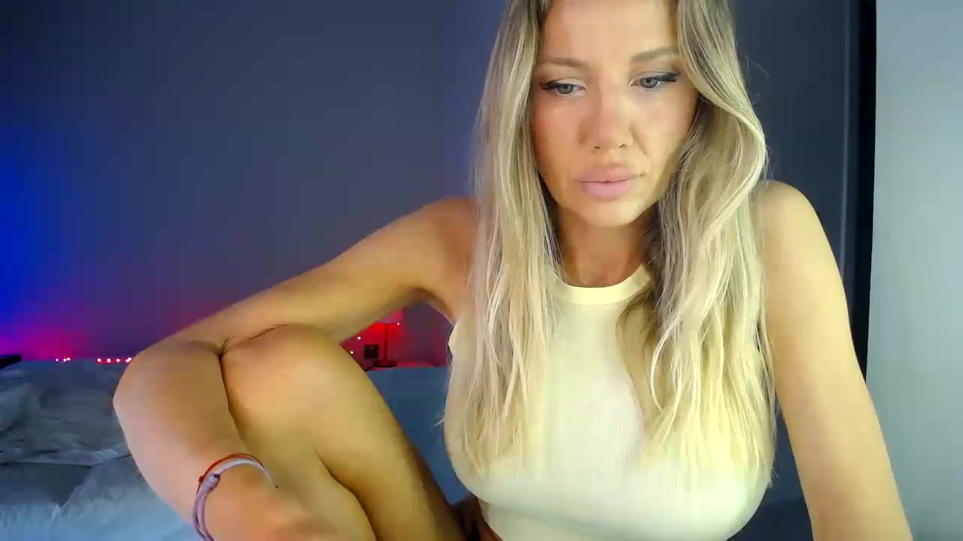 Gallery image thumbnail from aaaaaaaaaaaay's myfreecams stream on, 07/01/2026, 05:59 image 11 of 20