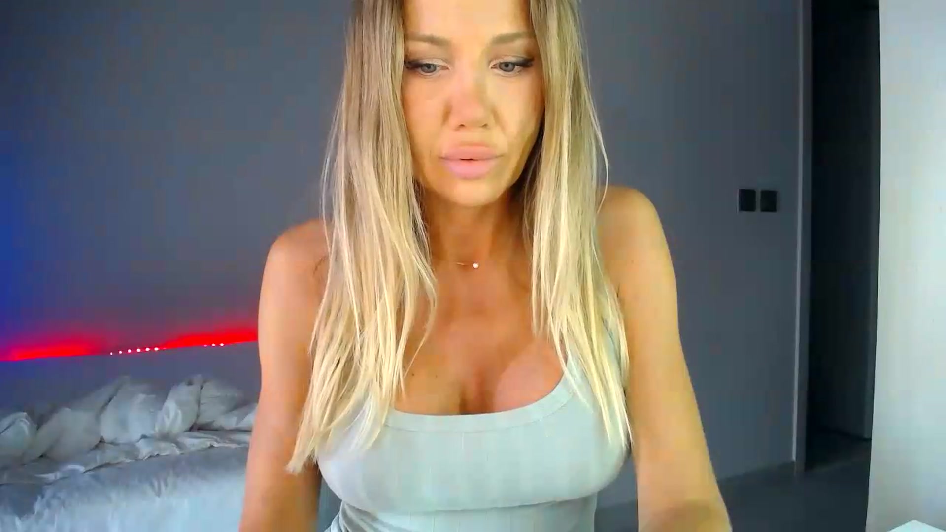 Gallery image thumbnail from aaaaaaaaaaaay's myfreecams stream on, 07/29/2026, 05:47 image 4 of 20