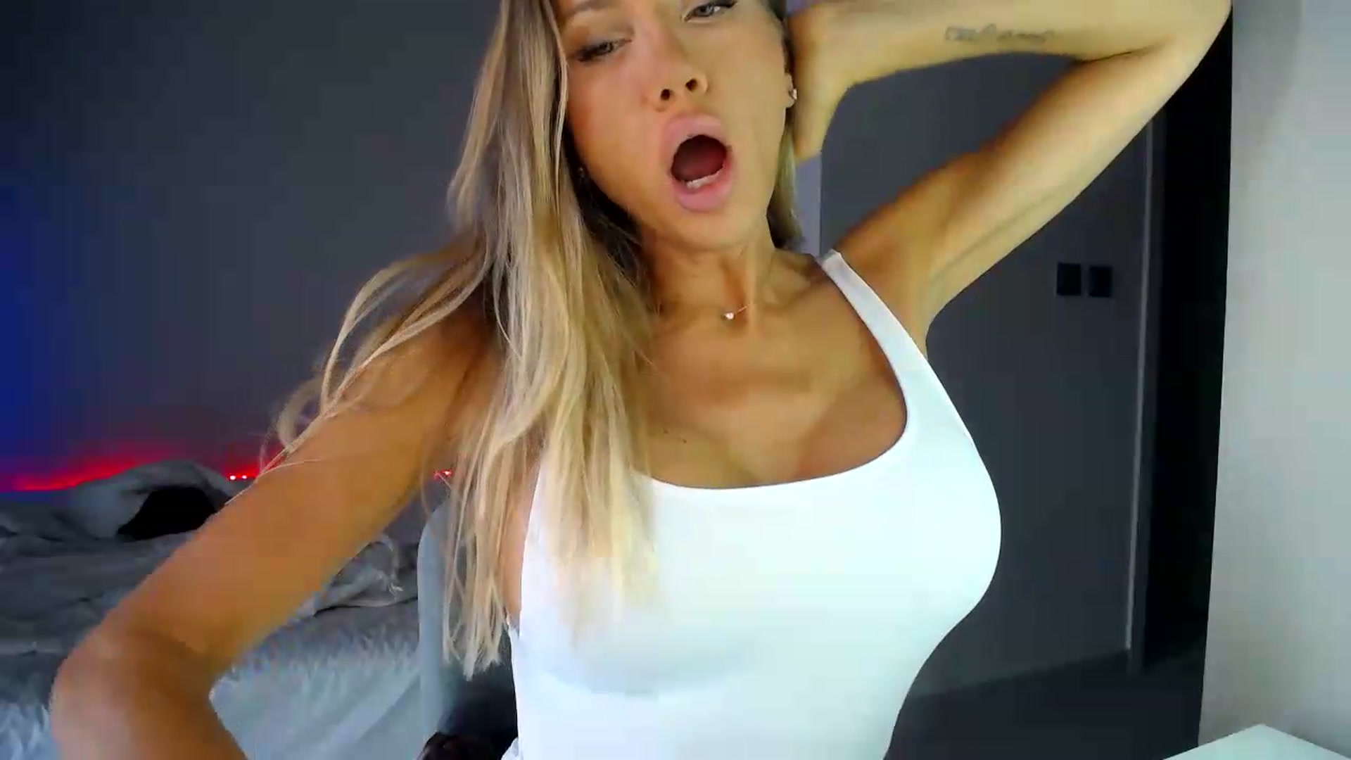 Gallery image thumbnail from aaaaaaaaaaaay's myfreecams stream on, 08/01/2026, 05:51 image 13 of 20