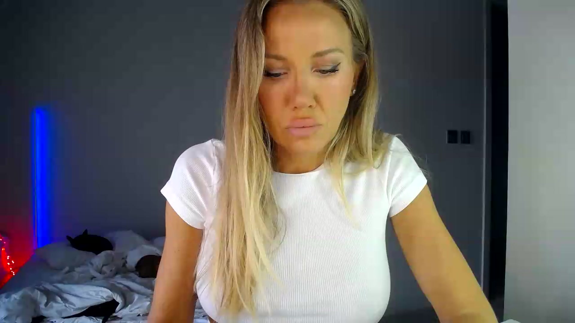 Gallery image thumbnail from aaaaaaaaaaaay's myfreecams stream on, 08/22/2026, 05:38 image 3 of 20