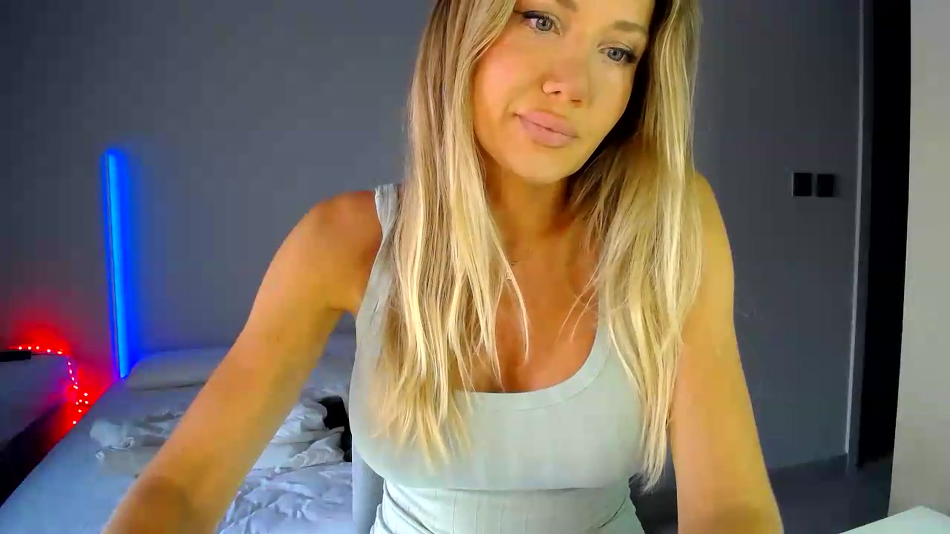 Gallery image thumbnail from aaaaaaaaaaaay's myfreecams stream on, 08/31/2026, 05:53 image 5 of 20