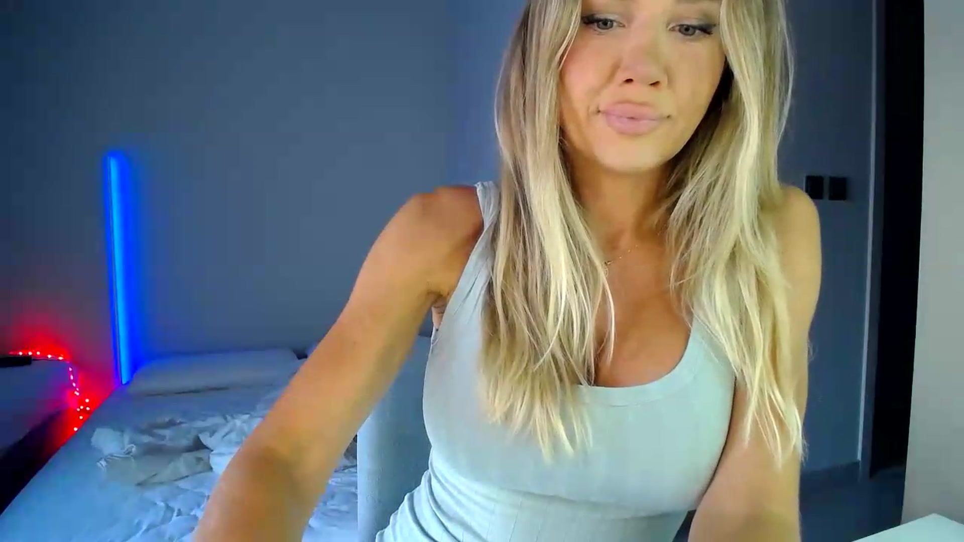 Gallery image thumbnail from aaaaaaaaaaaay's myfreecams stream on, 08/31/2026, 05:53 image 7 of 20