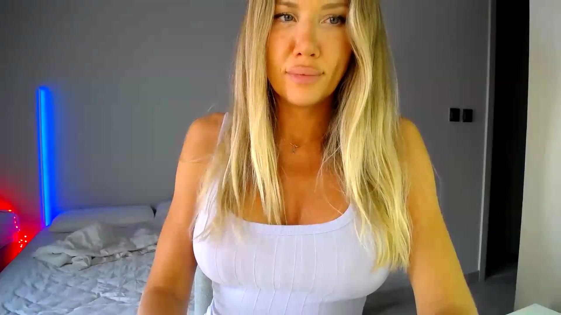 Gallery image thumbnail from aaaaaaaaaaaay's myfreecams stream on, 09/08/2026, 05:55 image 8 of 20