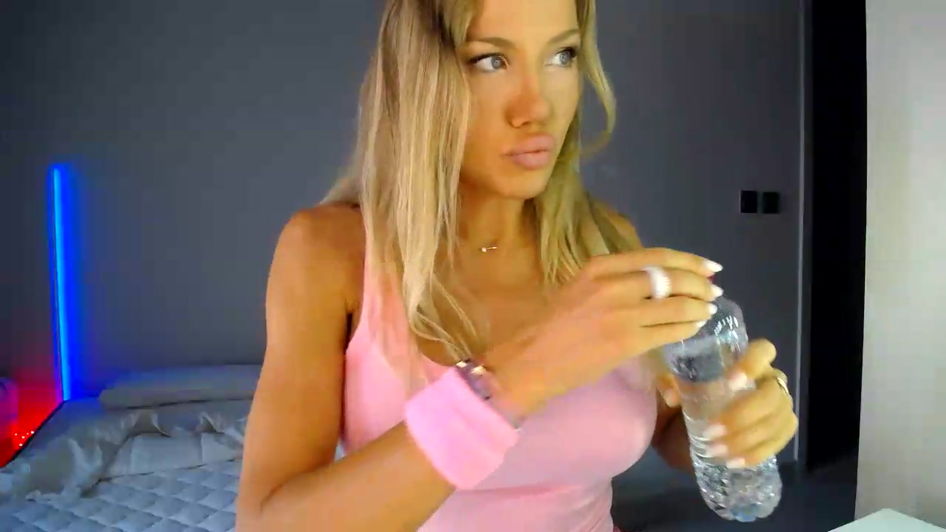 Gallery image thumbnail from aaaaaaaaaaaay's myfreecams stream on, 09/20/2026, 06:30 image 4 of 20