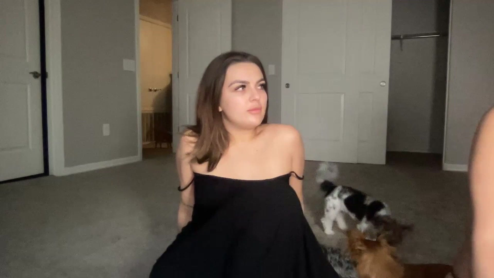 Gallery image thumbnail from aallyxoxo's myfreecams stream on, 07/04/2023, 03:50 image 3 of 20