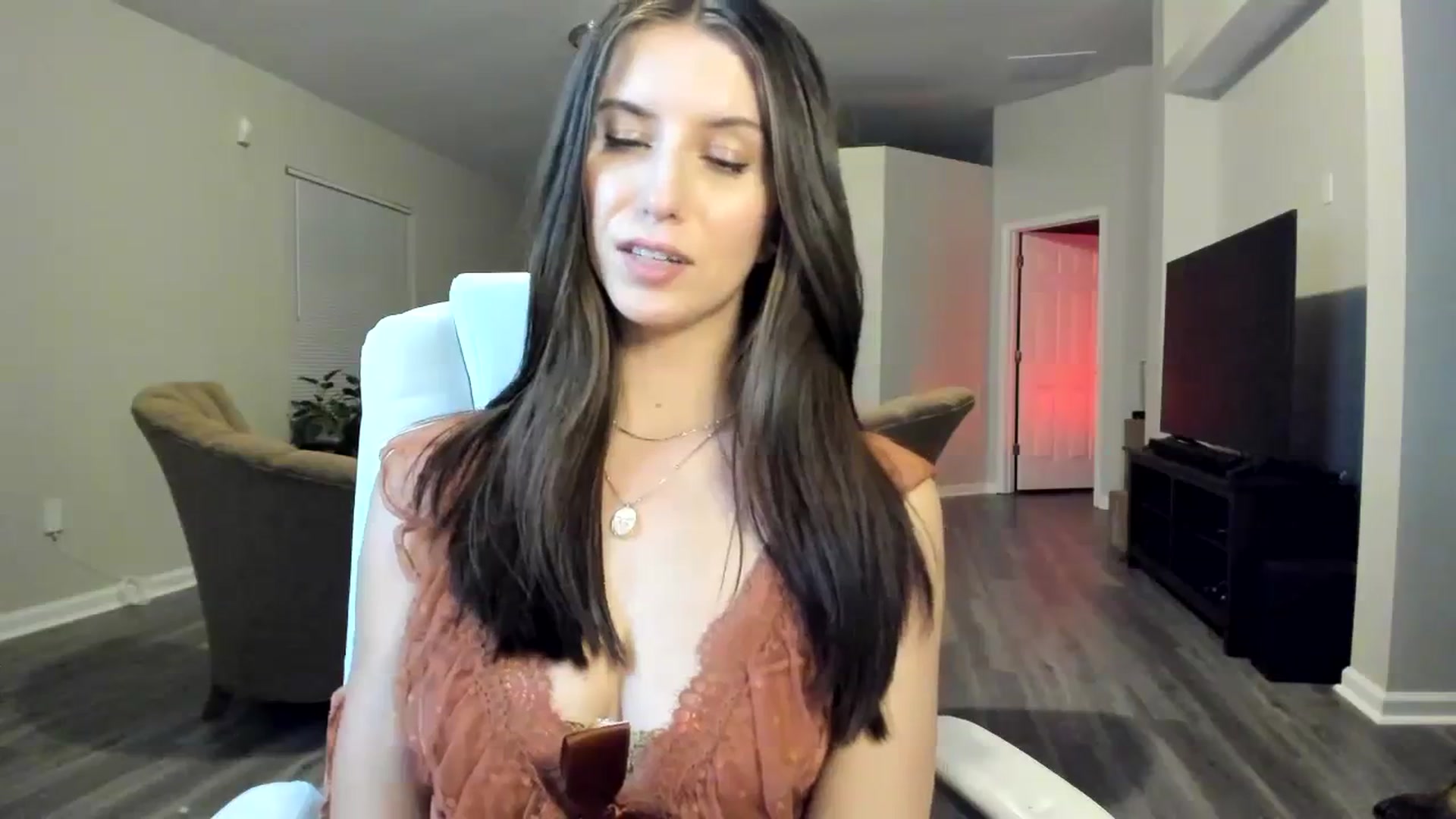 Gallery image thumbnail from abbybarey's myfreecams stream on, 03/11/2024, 01:24 image 4 of 20