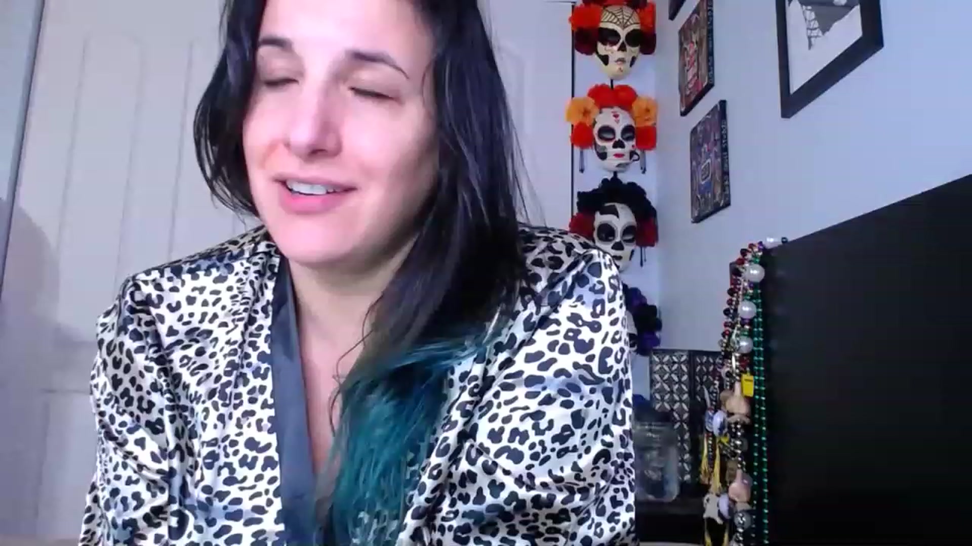 Gallery image thumbnail from abustybabe's myfreecams stream on, 11/25/2022, 23:21 image 13 of 20