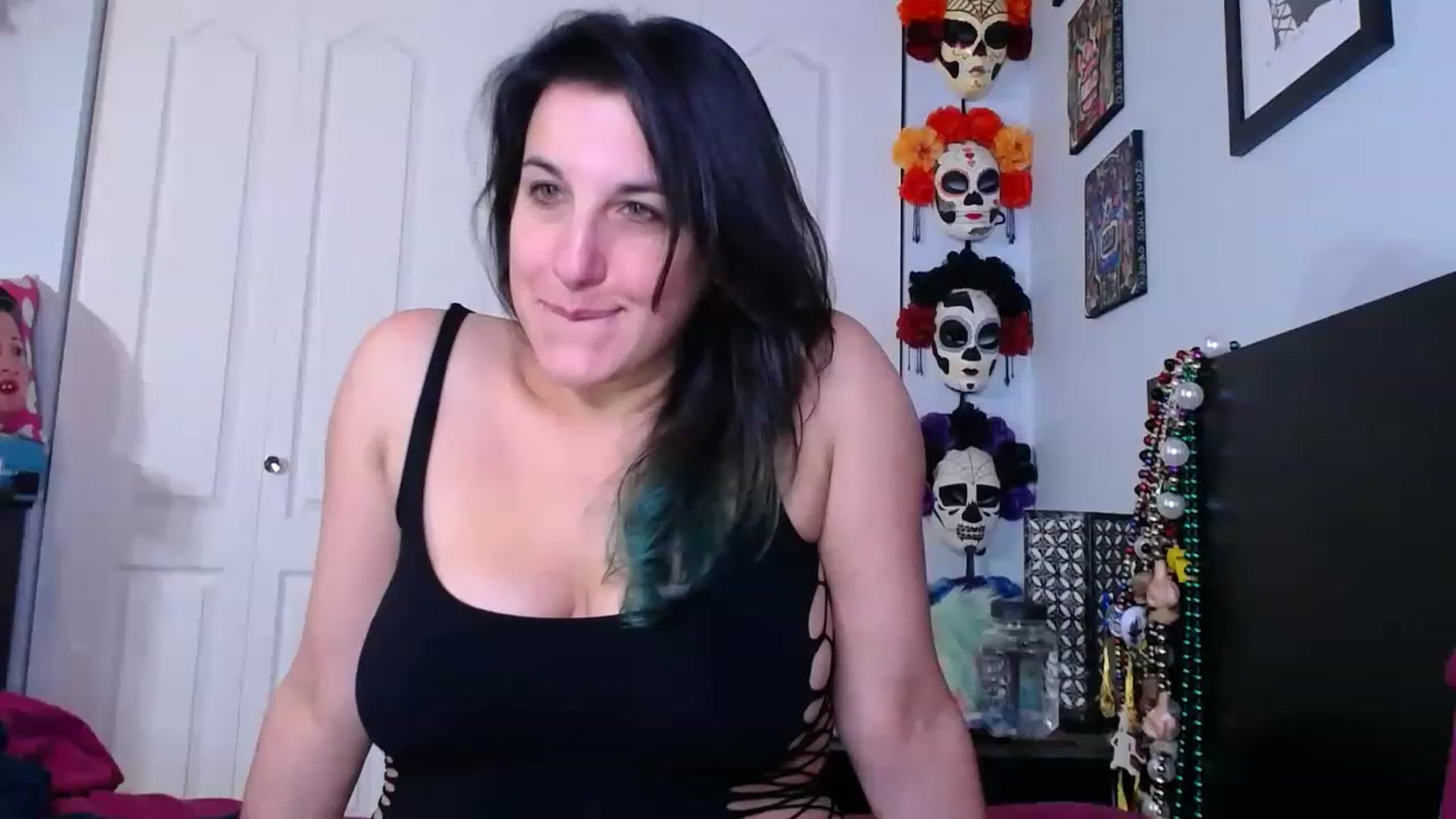 Gallery image thumbnail from abustybabe's myfreecams stream on, 11/28/2022, 23:12 image 13 of 20