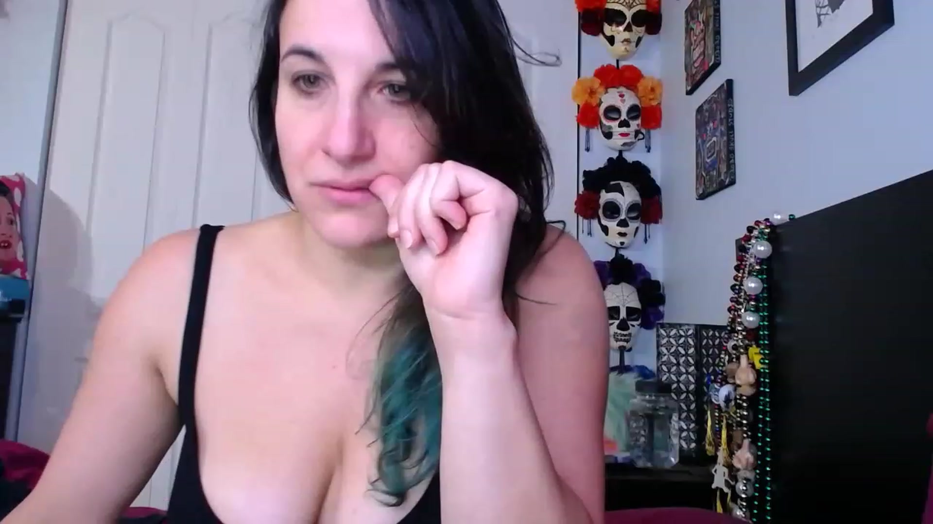 Gallery image thumbnail from abustybabe's myfreecams stream on, 11/28/2022, 23:12 image 11 of 20