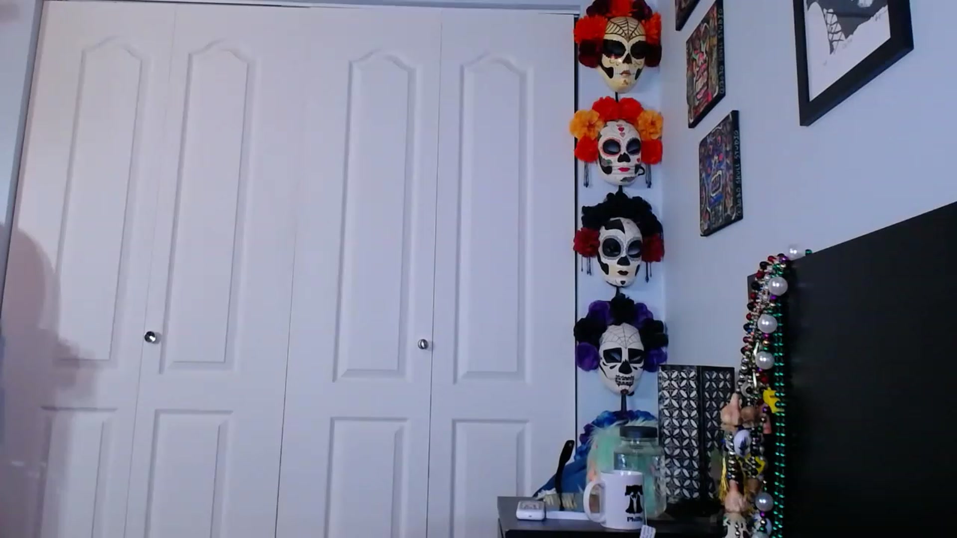 Gallery image thumbnail from abustybabe's myfreecams stream on, 12/05/2022, 23:32 image 4 of 20