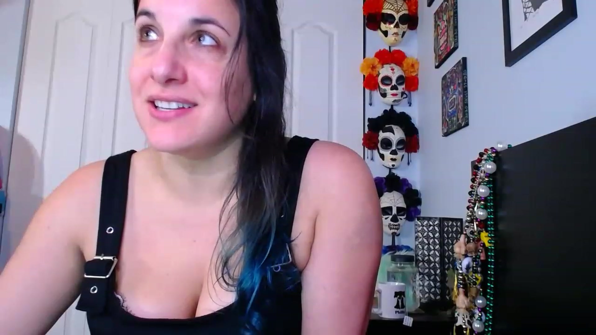 Gallery image thumbnail from abustybabe's myfreecams stream on, 12/05/2022, 23:32 image 9 of 20