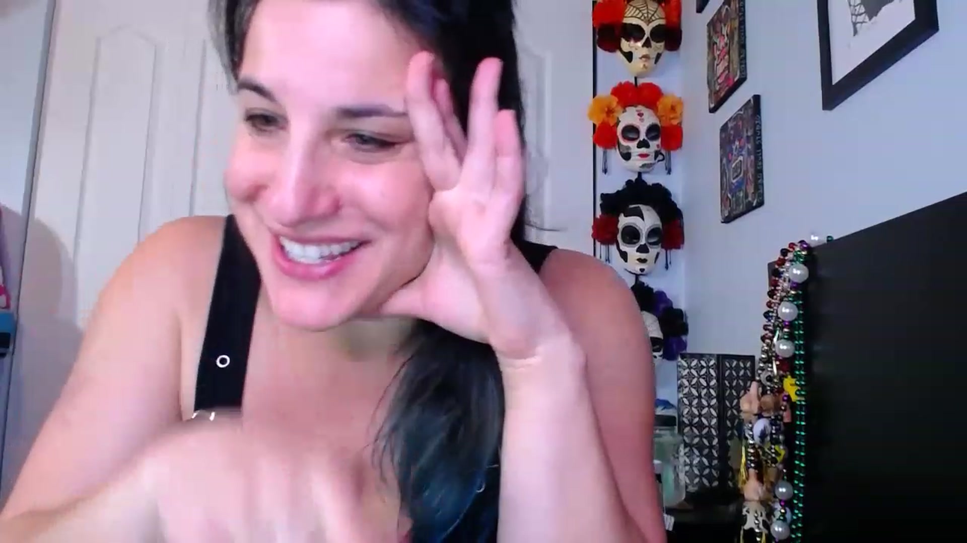 Gallery image thumbnail from abustybabe's myfreecams stream on, 12/05/2022, 23:32 image 7 of 20