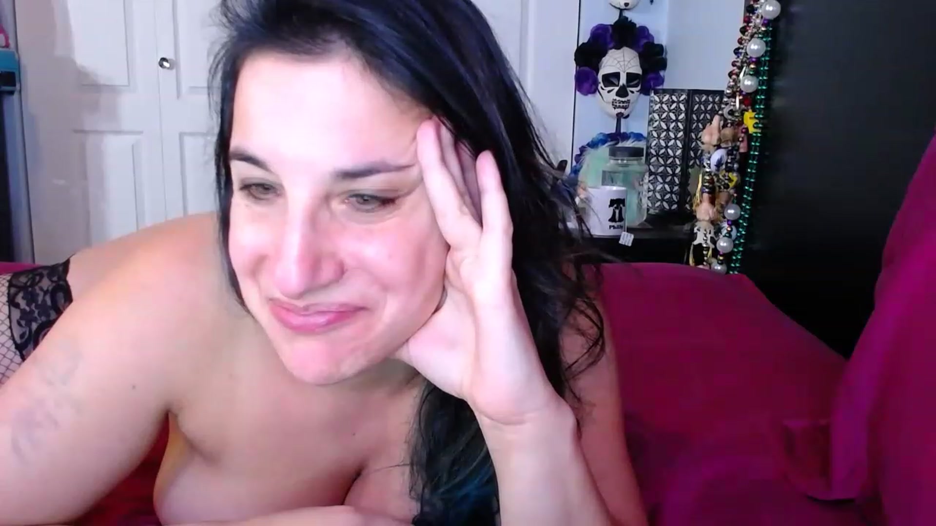 Gallery image thumbnail from abustybabe's myfreecams stream on, 12/05/2022, 23:32 image 17 of 20