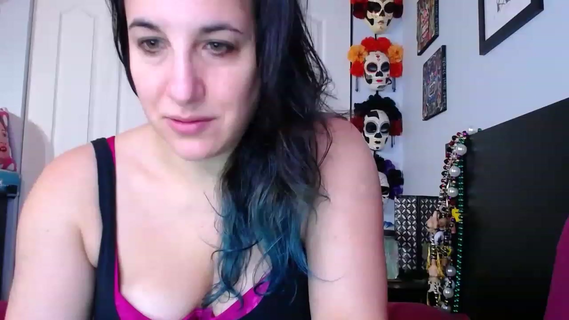 Gallery image thumbnail from abustybabe's myfreecams stream on, 12/06/2022, 22:36 image 1 of 20