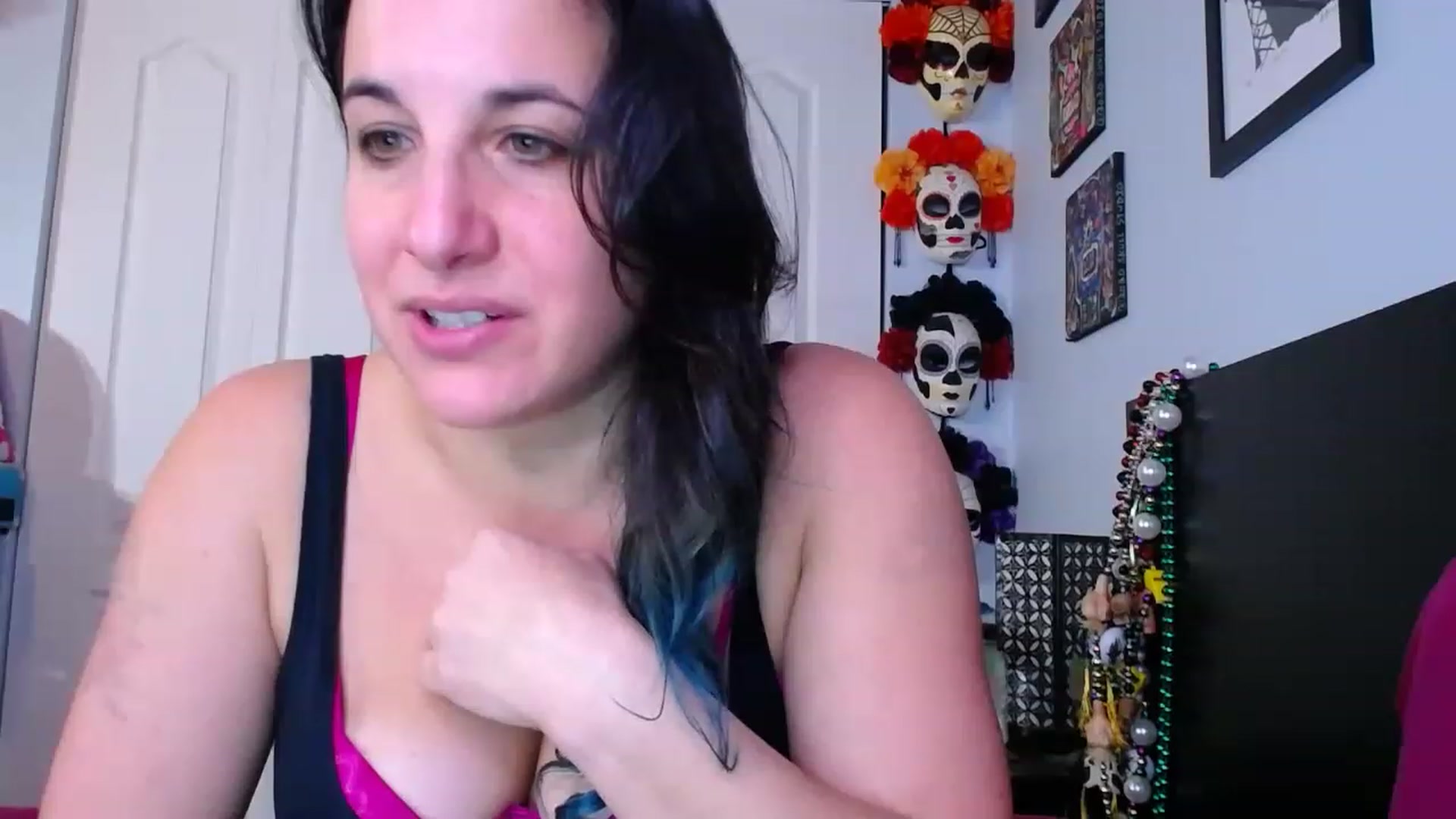 Gallery image thumbnail from abustybabe's myfreecams stream on, 12/06/2022, 22:36 image 7 of 20