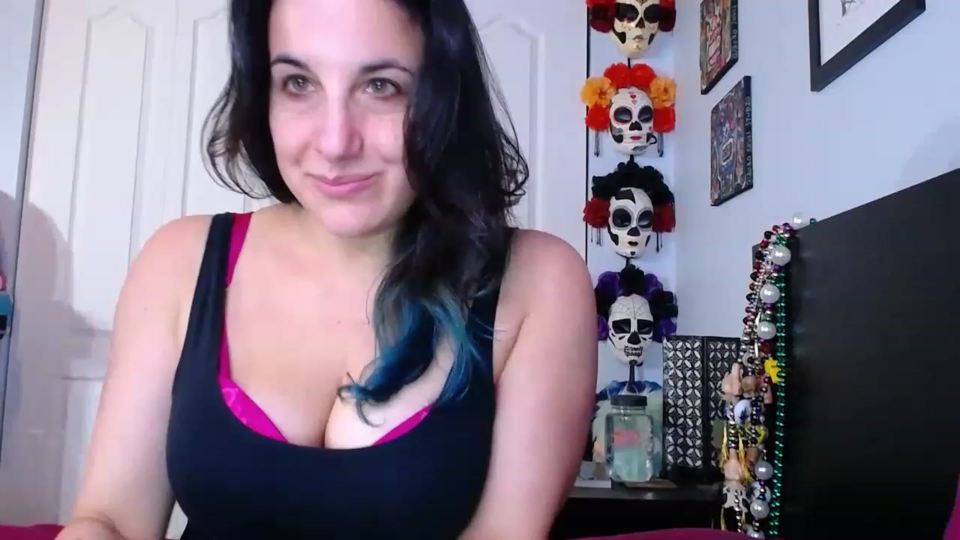 Gallery image thumbnail from abustybabe's myfreecams stream on, 12/06/2022, 23:19 image 6 of 20