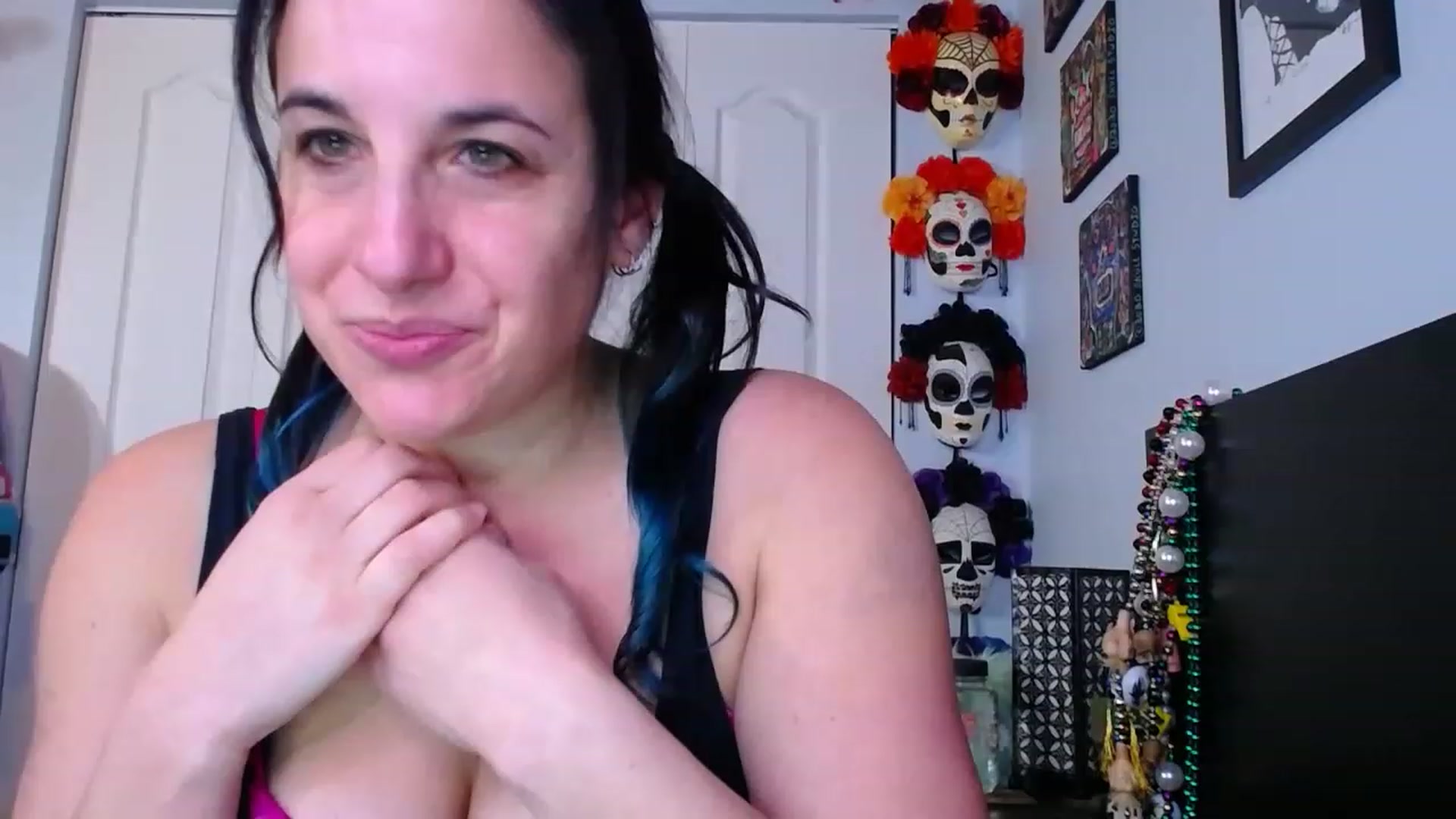 Gallery image thumbnail from abustybabe's myfreecams stream on, 12/06/2022, 23:19 image 11 of 20