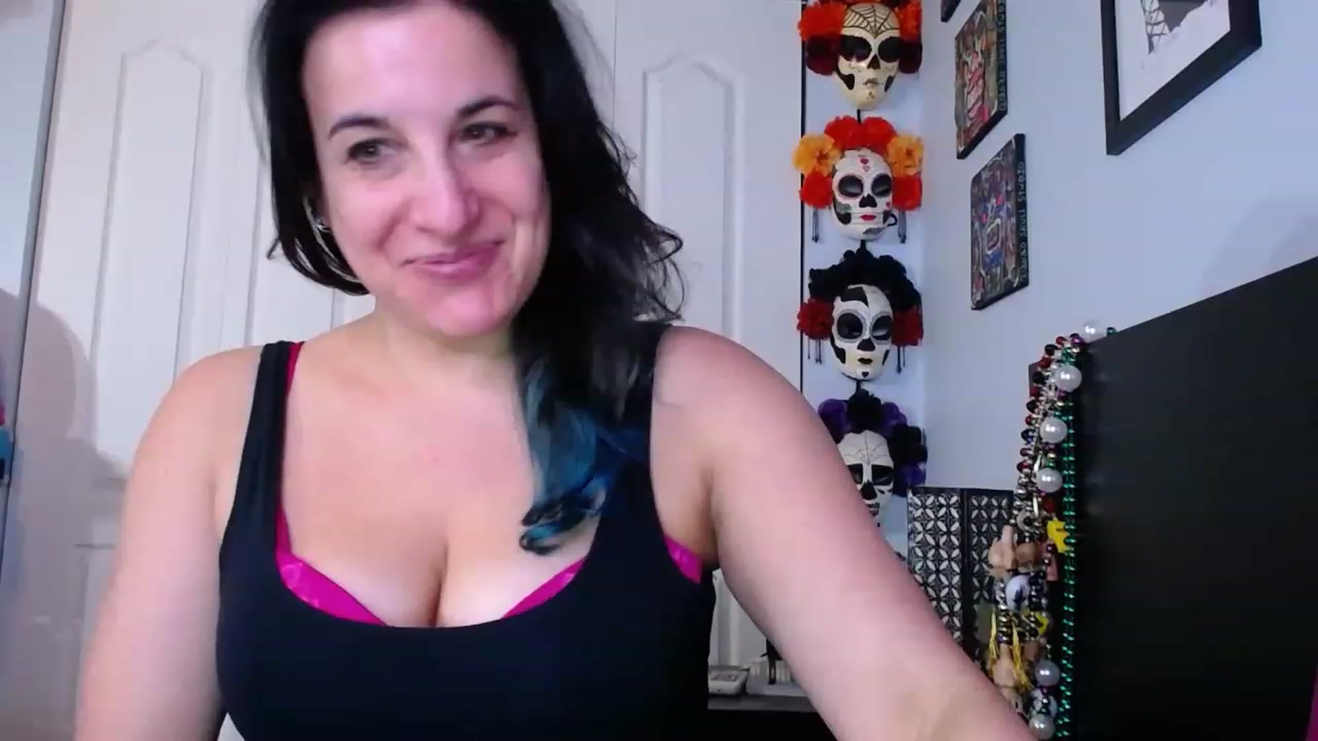 Gallery image thumbnail from abustybabe's myfreecams stream on, 12/06/2022, 23:19 image 18 of 20
