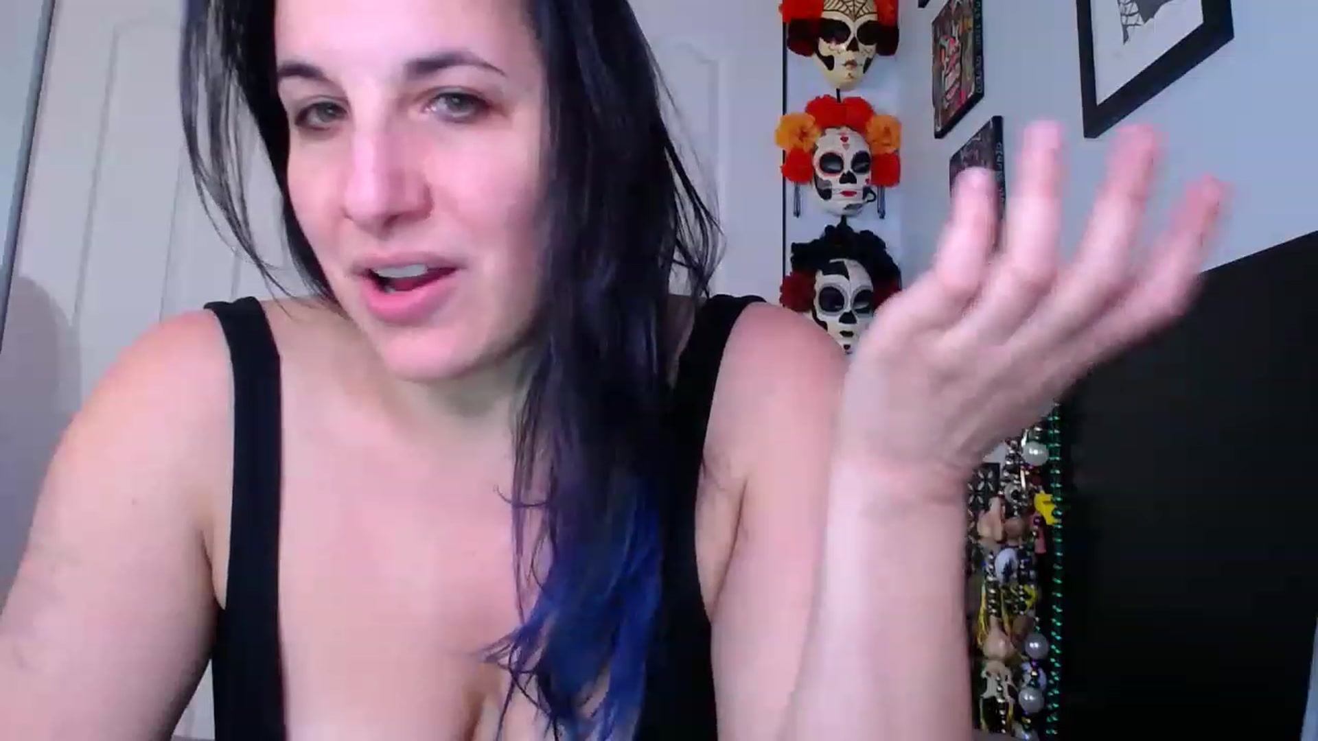 Gallery image thumbnail from abustybabe's myfreecams stream on, 12/12/2022, 23:11 image 16 of 20