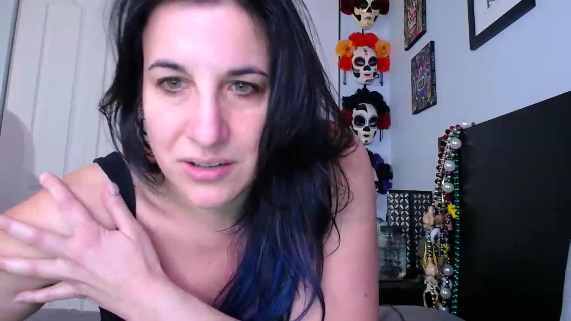 Gallery image thumbnail from abustybabe's myfreecams stream on, 12/12/2022, 23:11 image 19 of 20