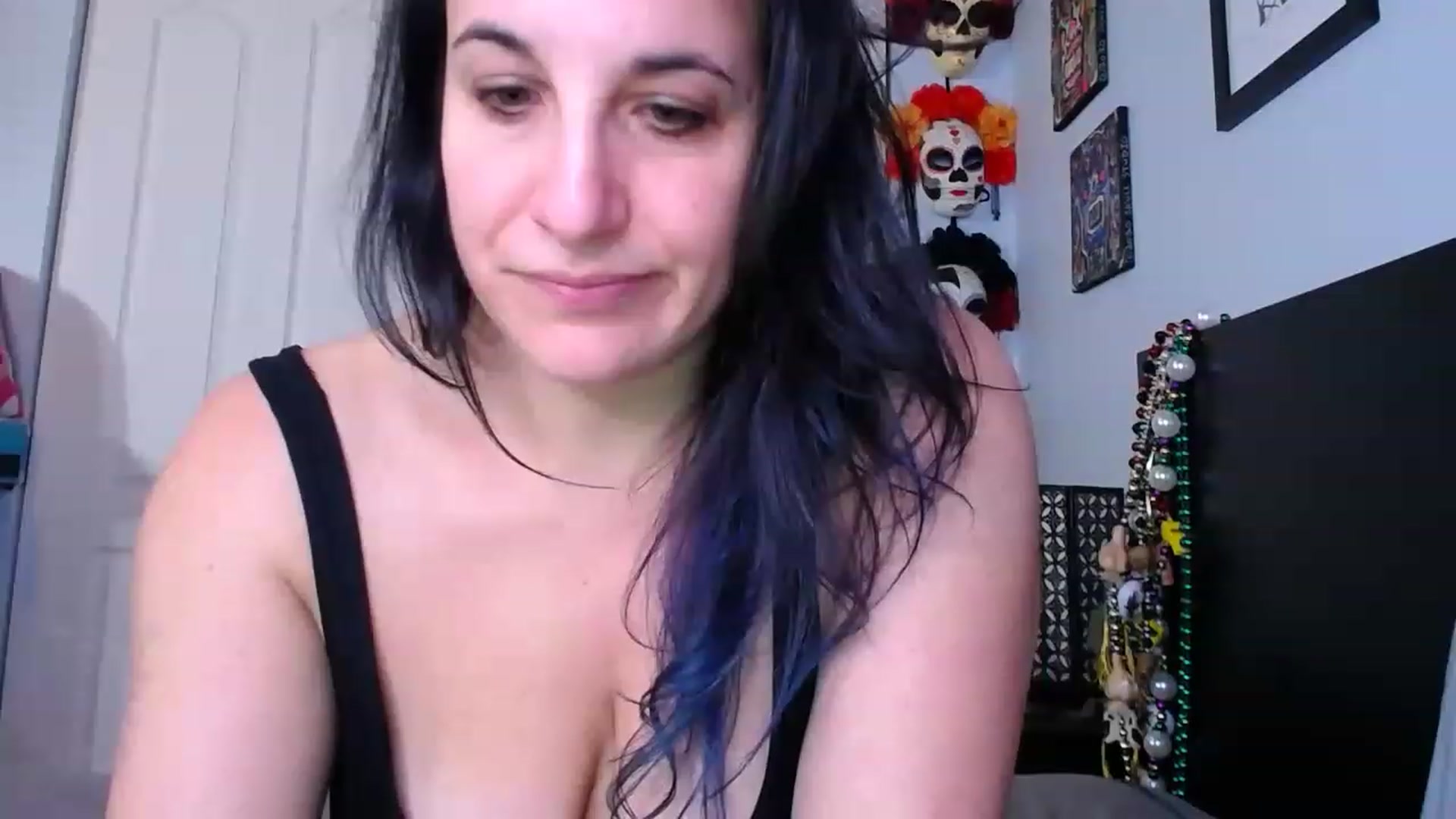 Gallery image thumbnail from abustybabe's myfreecams stream on, 12/12/2022, 23:11 image 12 of 20