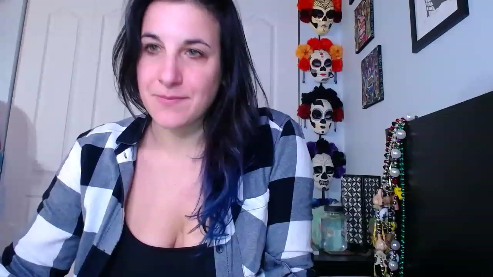 Gallery image thumbnail from abustybabe's myfreecams stream on, 12/12/2022, 23:11 image 5 of 20