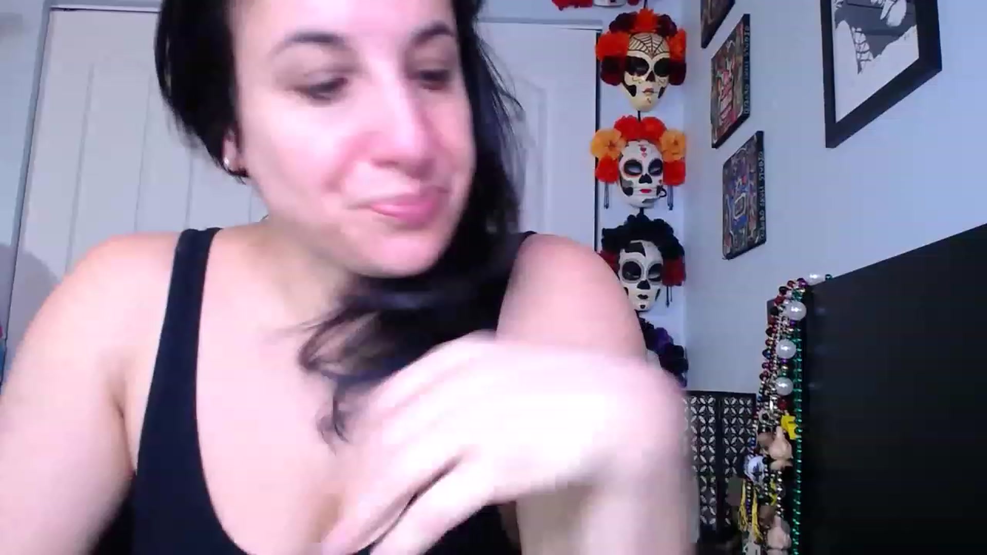 Gallery image thumbnail from abustybabe's myfreecams stream on, 12/15/2022, 22:27 image 1 of 20