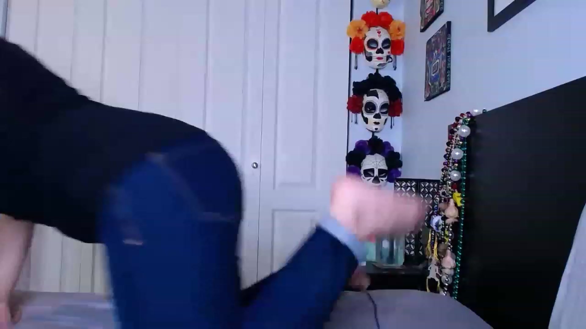 Gallery image thumbnail from abustybabe's myfreecams stream on, 12/15/2022, 22:27 image 5 of 20